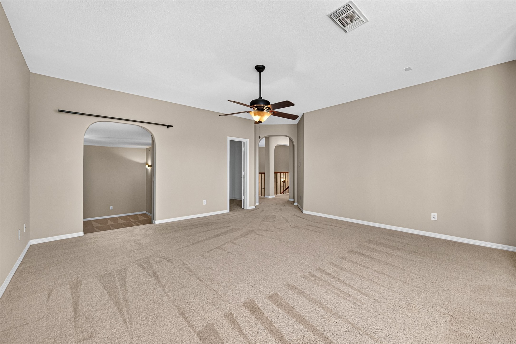 6118 Southwell Lane, League City, TX 77573