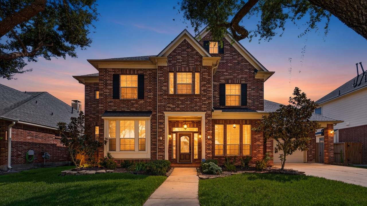 6118 Southwell Lane, League City, TX 77573