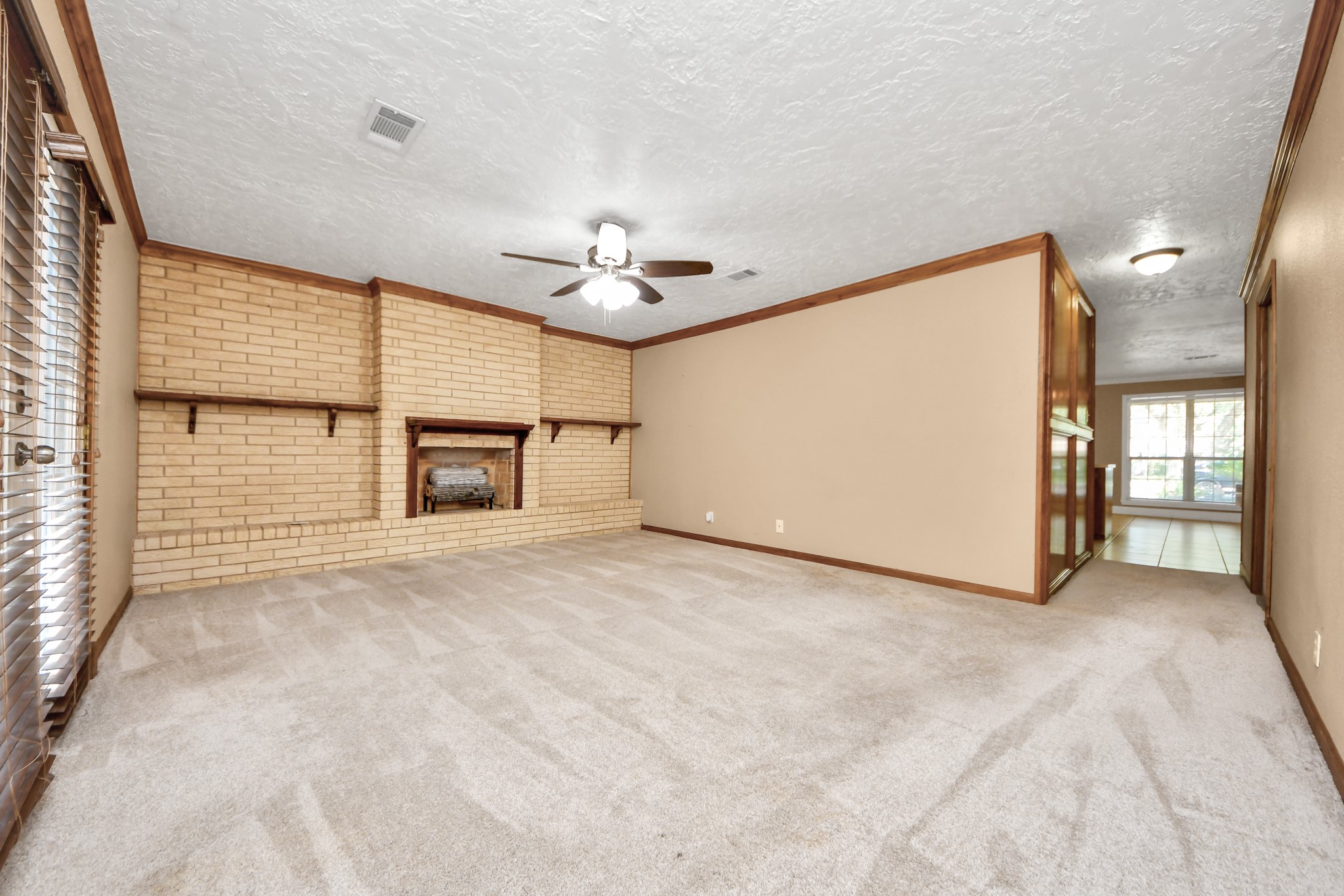 215 Hardy Street, Bacliff, TX 77518 215 Hardy Street, Bacliff, TX 77518