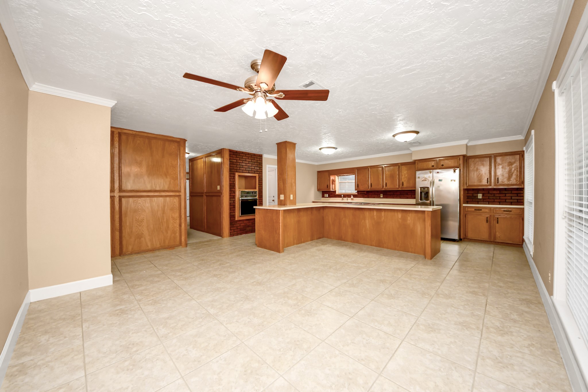 215 Hardy Street, Bacliff, TX 77518 215 Hardy Street, Bacliff, TX 77518