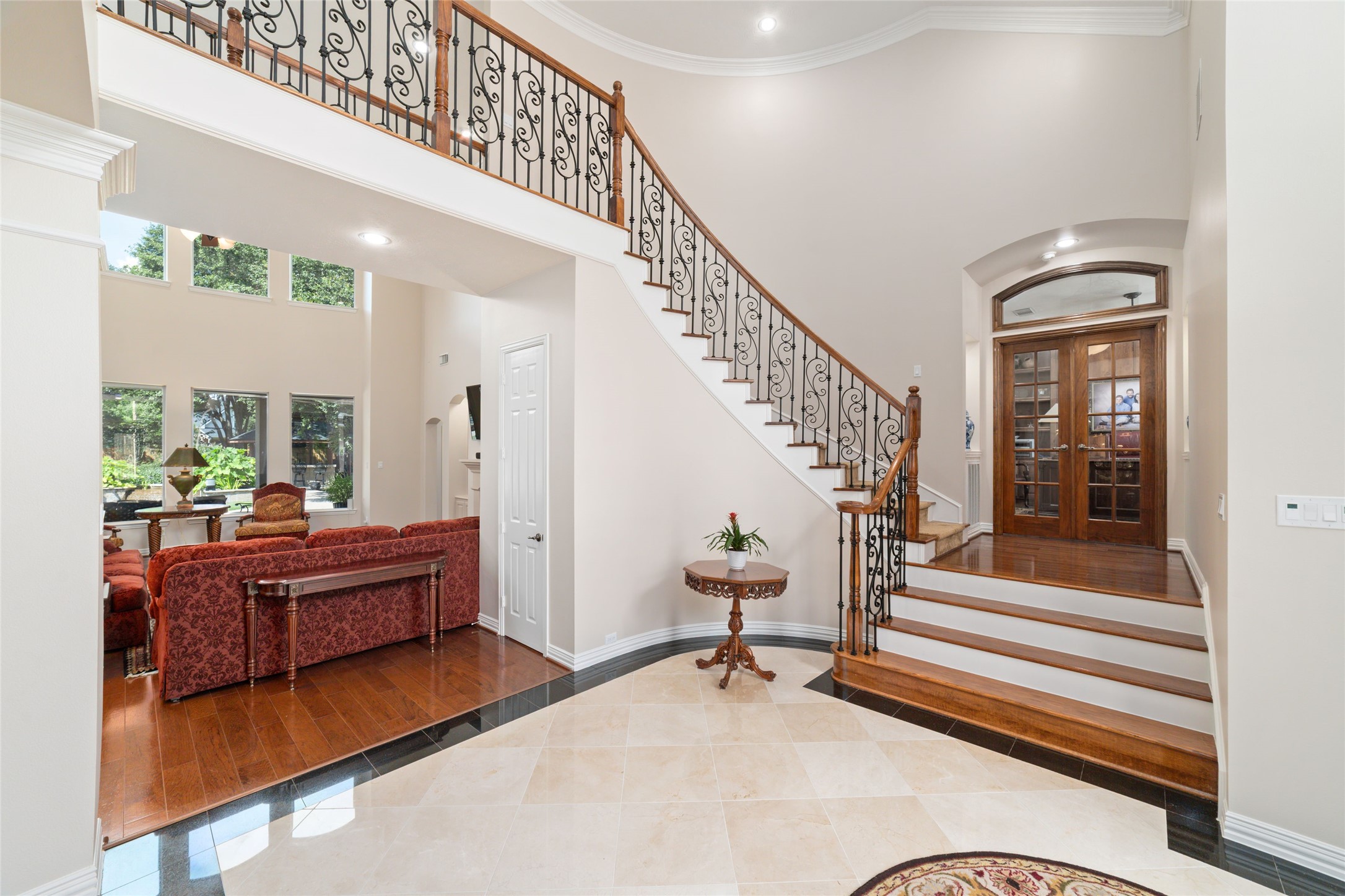 Step into your home office.