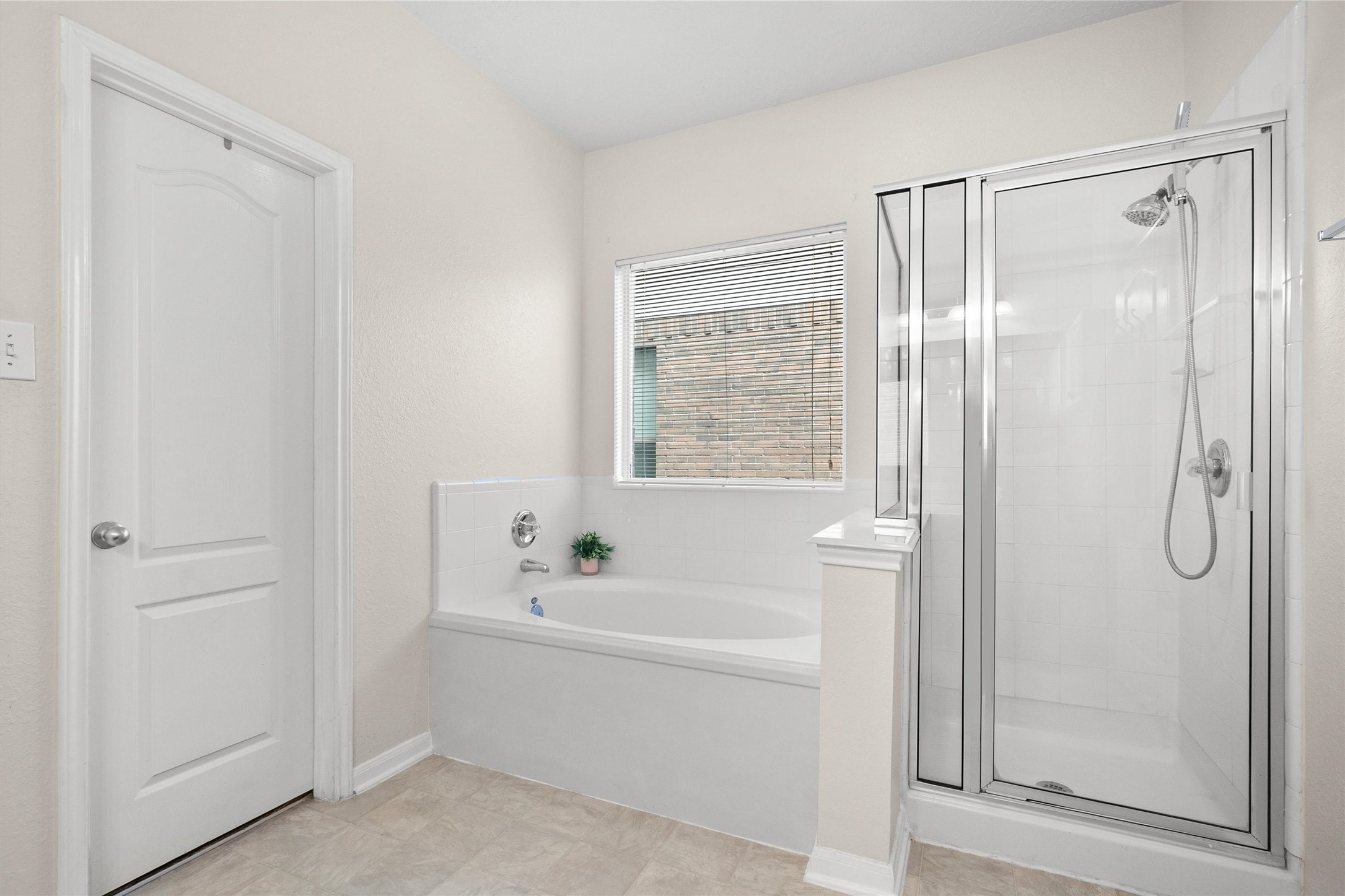 3402 Legends Creek Drive, Spring, TX 77386