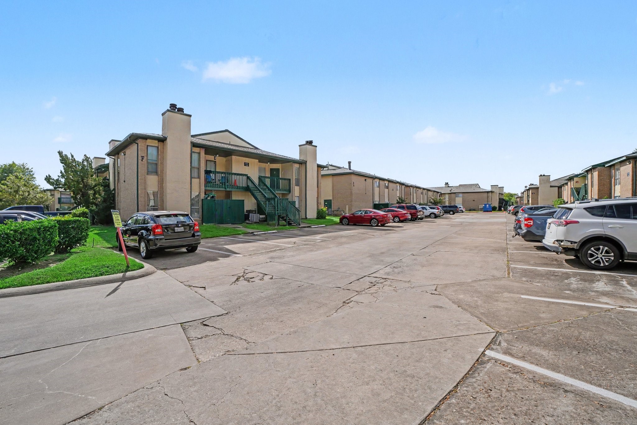 Front Exterior of Unit