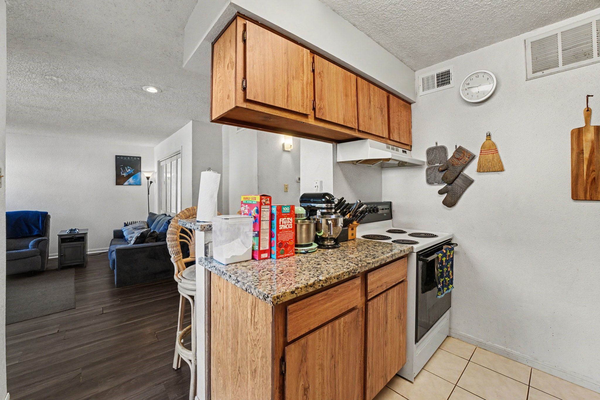 1516 Bay Area Boulevard, #F15, Houston, TX 77058 1516 Bay Area Boulevard, #F15, Houston, TX 77058