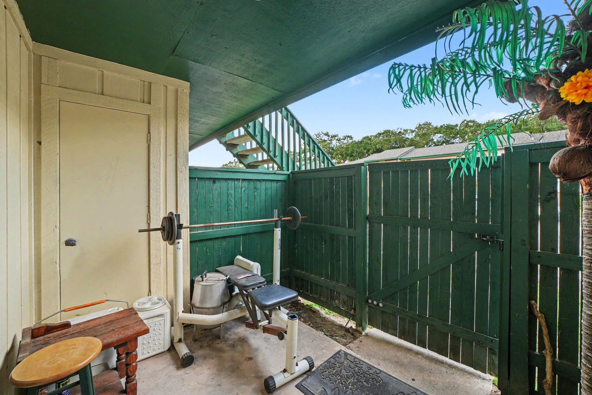 1516 Bay Area Boulevard, #F15, Houston, TX 77058