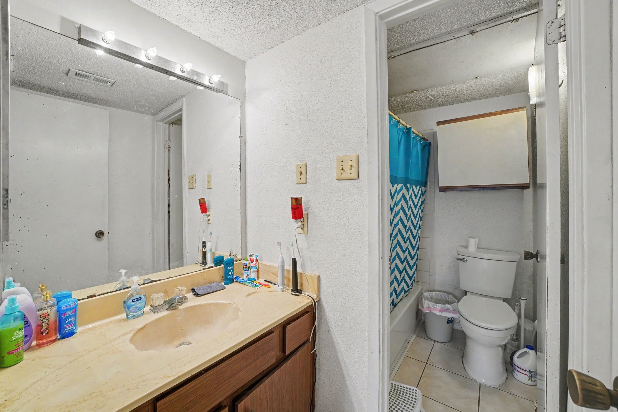 1516 Bay Area Boulevard, #F15, Houston, TX 77058
