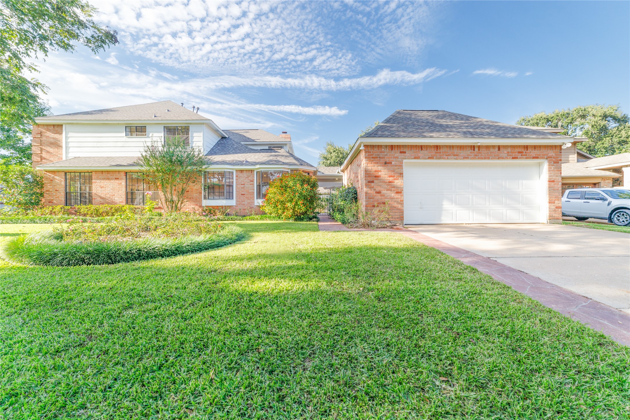 2006 Woodland Drive, Richmond, TX 77406