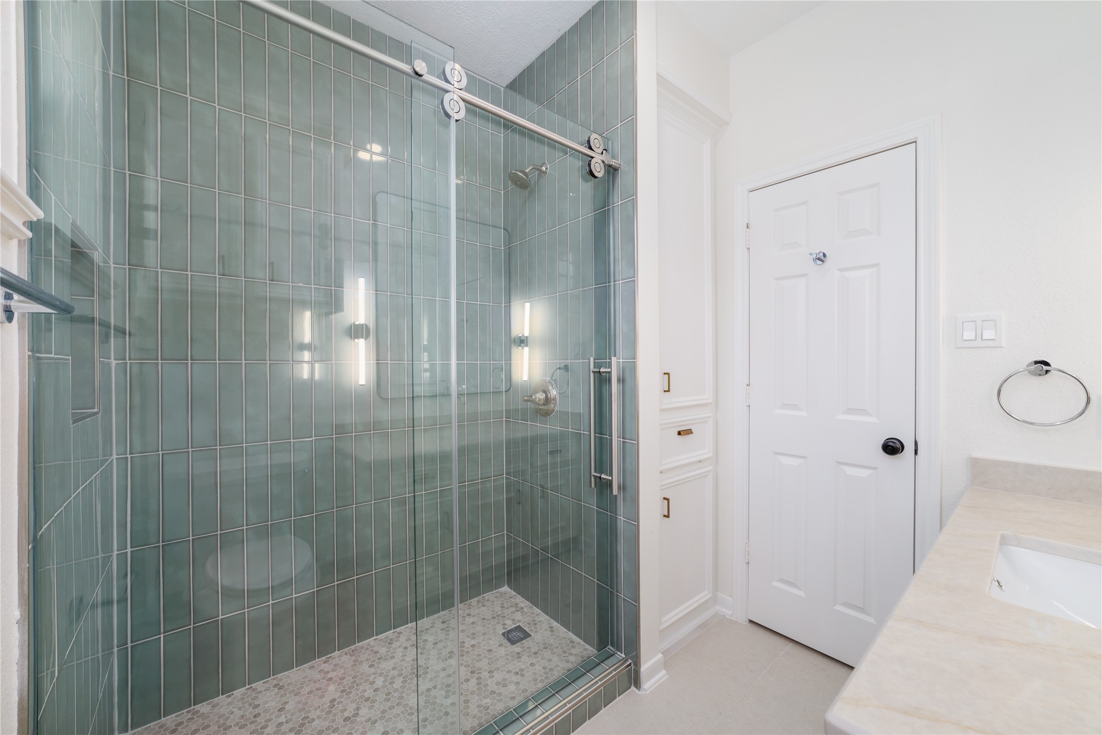2006 Woodland Drive, Richmond, TX 77406