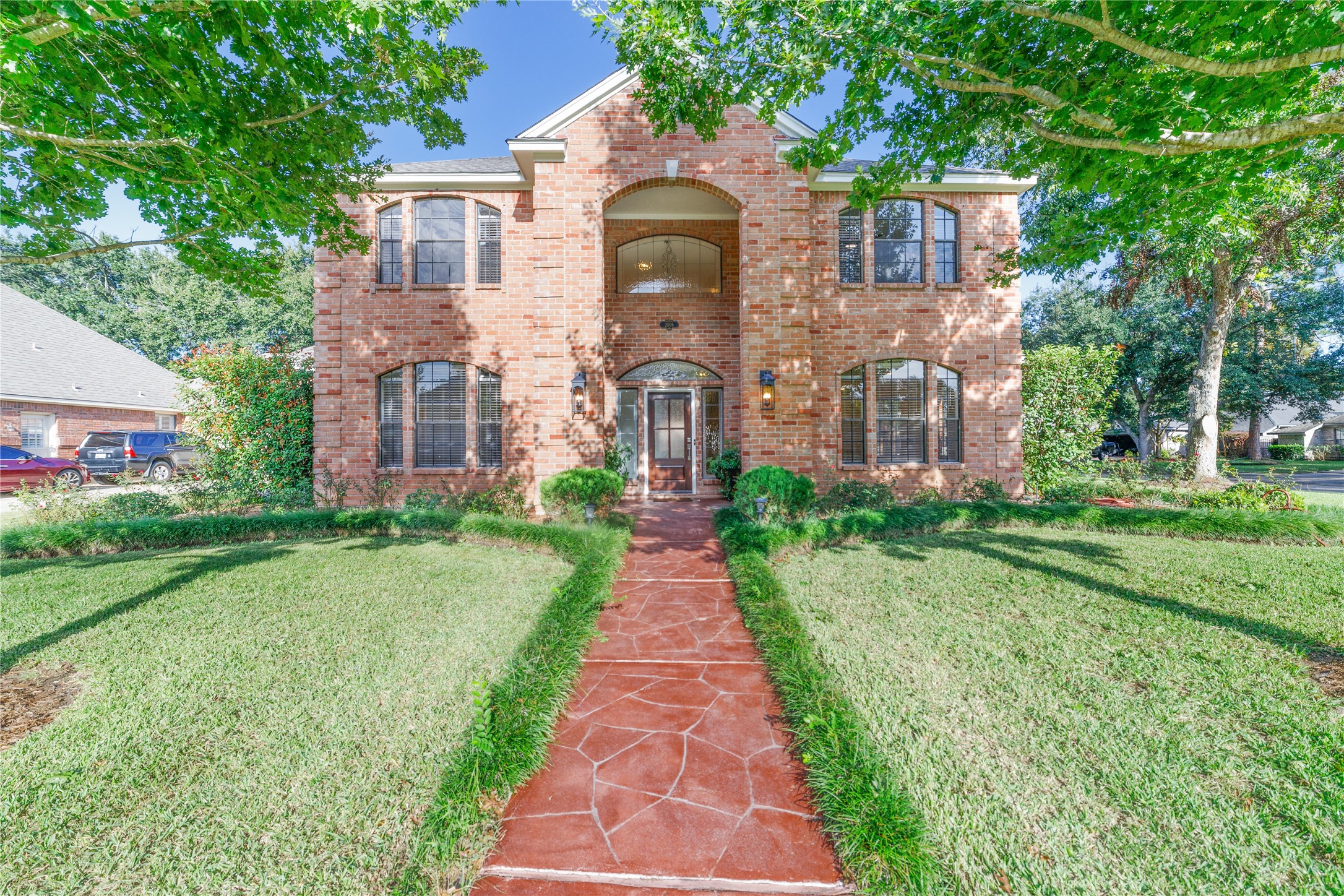 2006 Woodland Drive, Richmond, TX 77406 2006 Woodland Drive, Richmond, TX 77406
