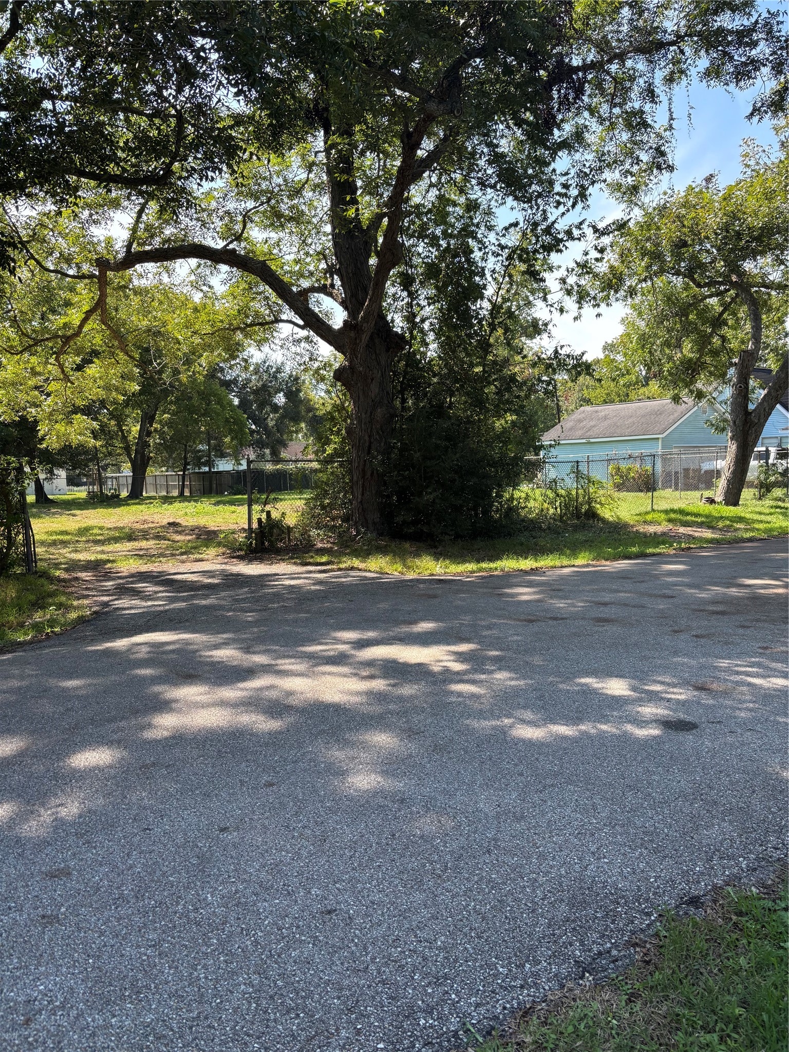 00 Waco, League City, TX 77573