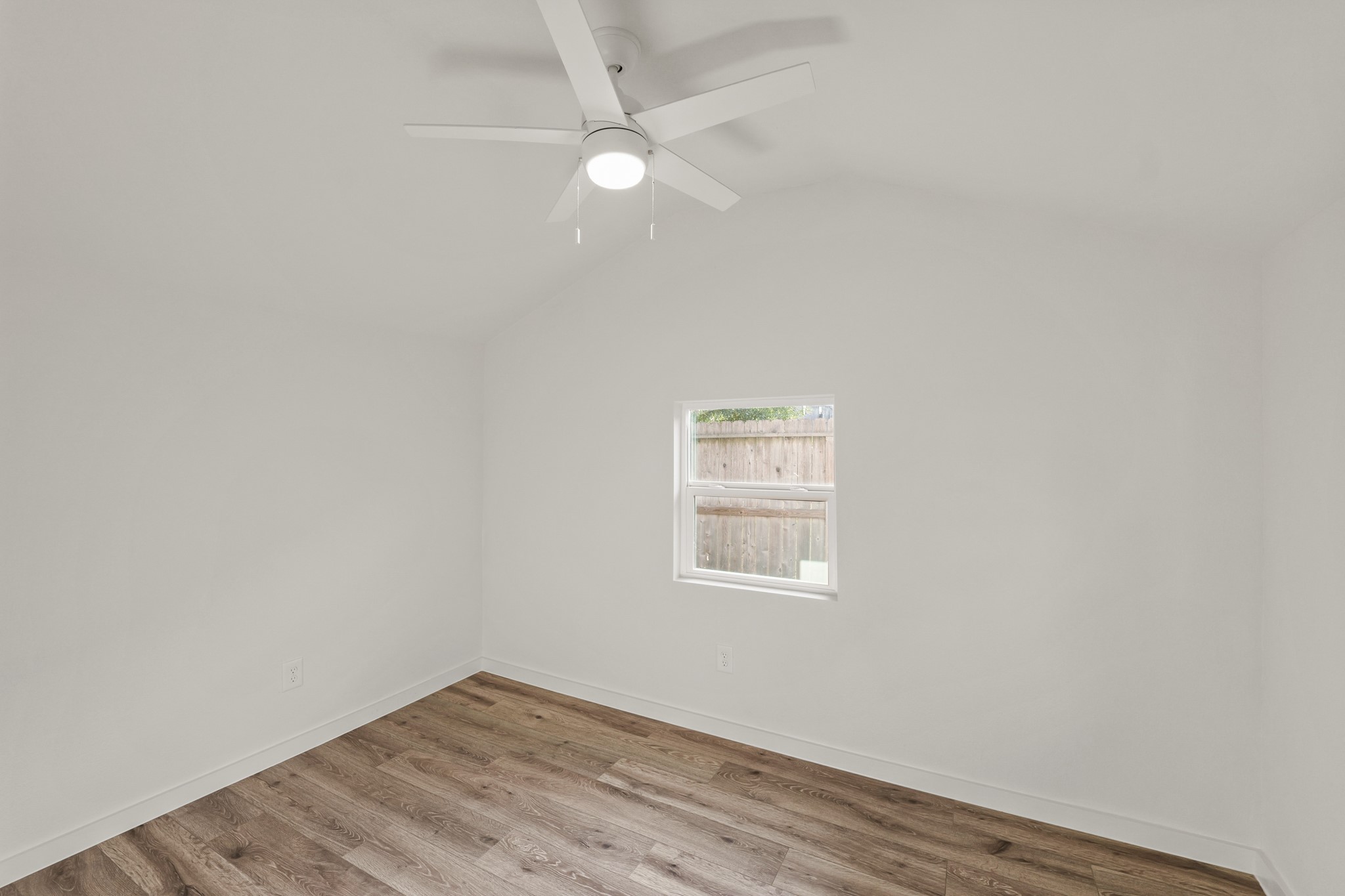 1909 1/2 4th Street, Galena Park, TX 77547