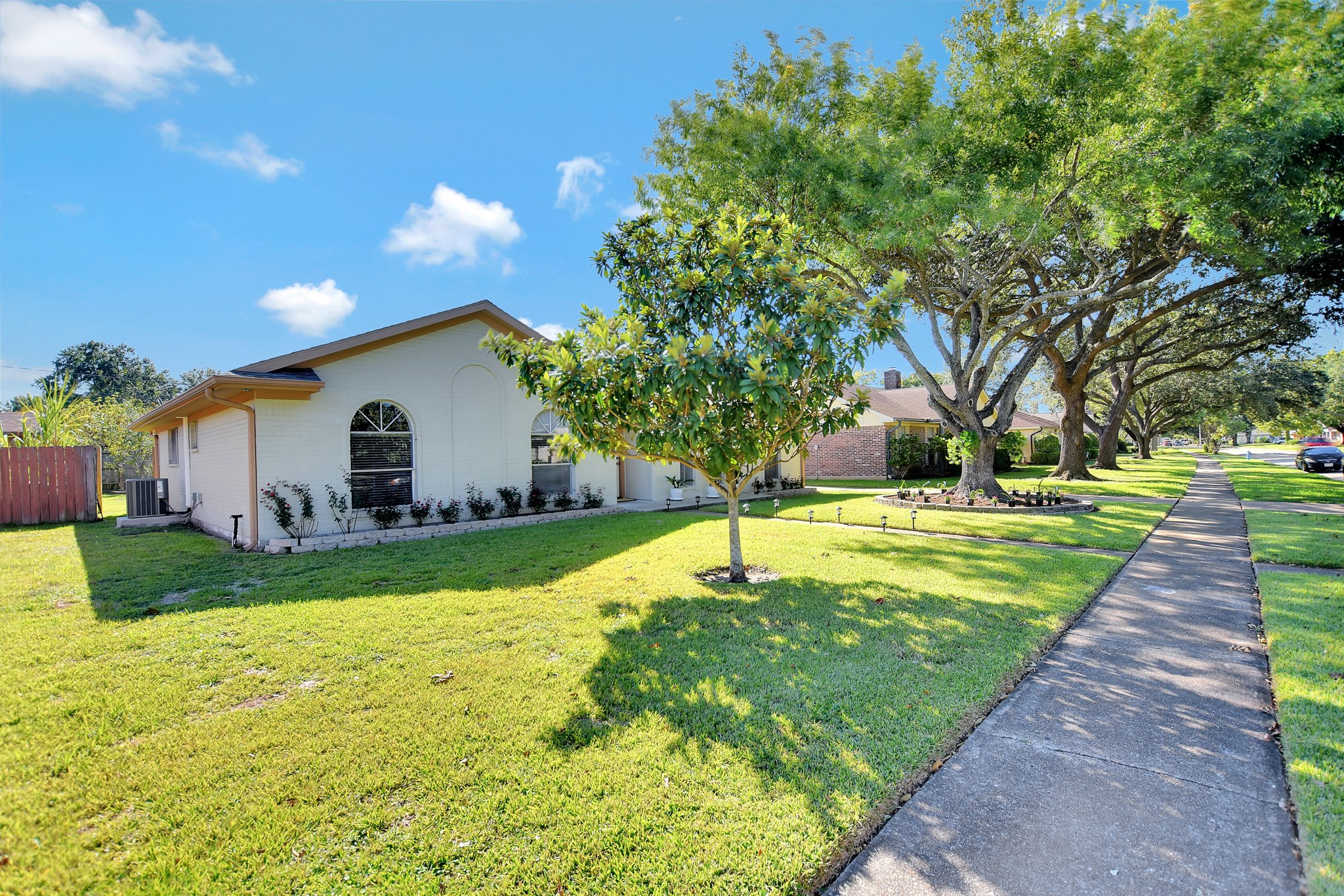 9307 Stroud Drive, Houston, TX 77036 9307 Stroud Drive, Houston, TX 77036