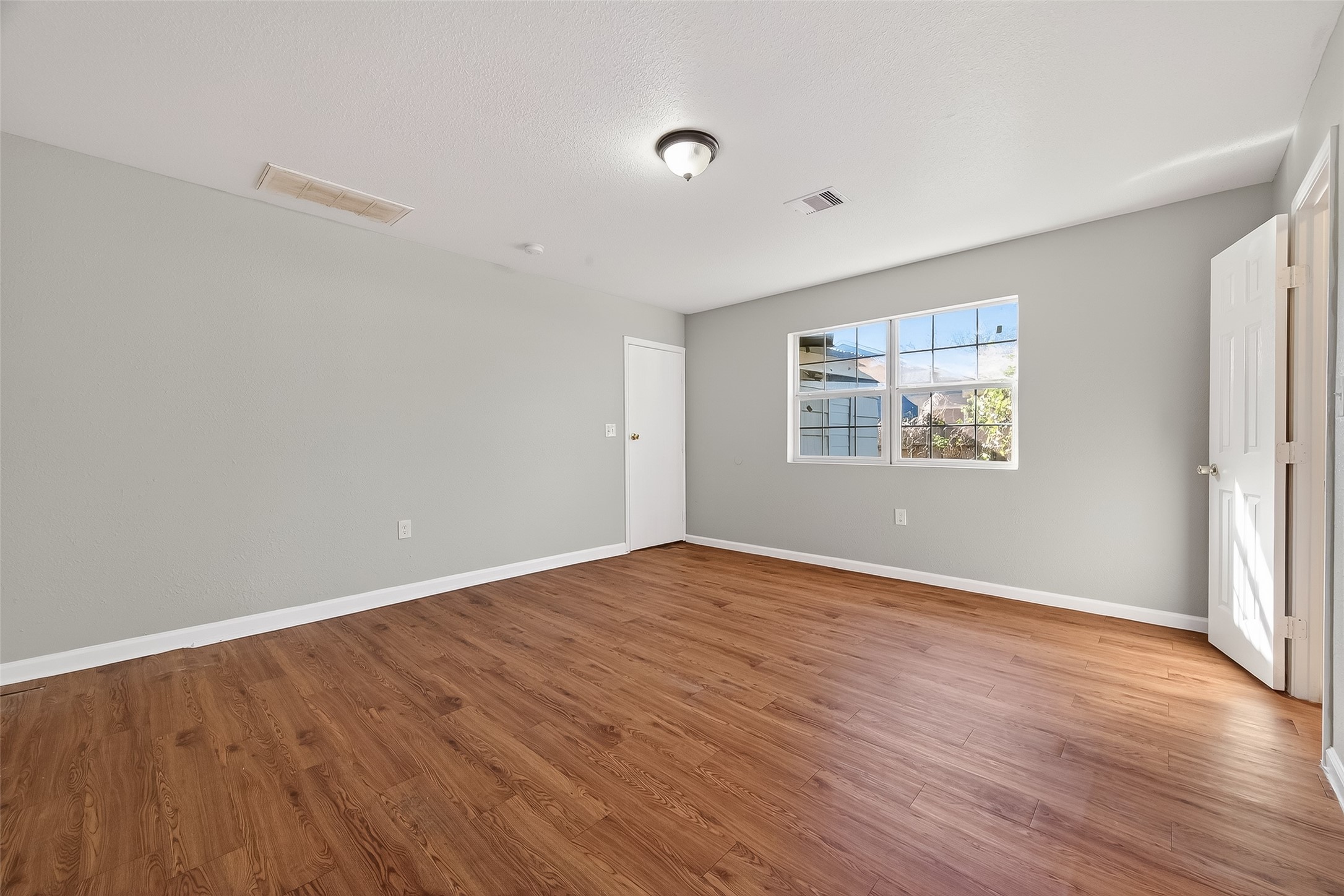 6127 Beldart Street, Houston, TX 77033