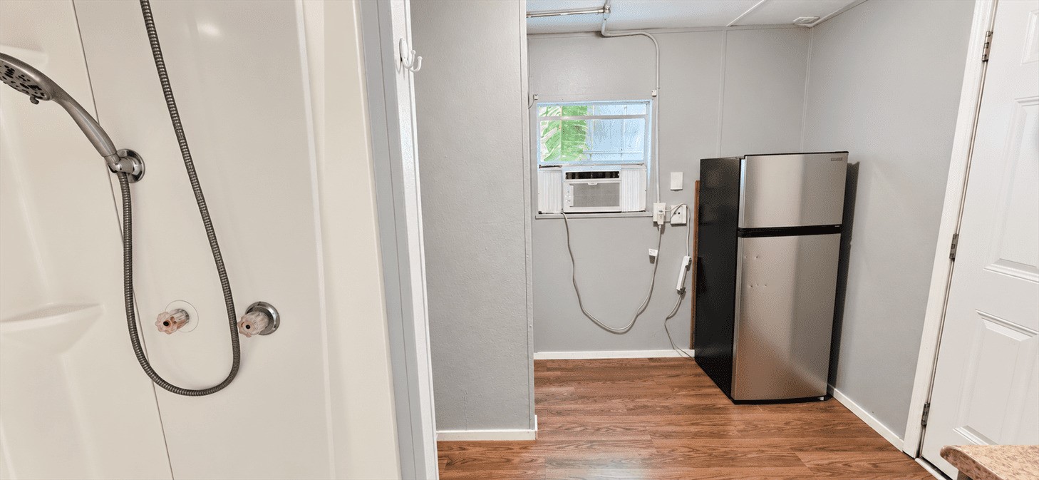 511 W Cleveland St, #6, Alvin, TX 77511 511 W Cleveland St, #6, Alvin, TX 77511