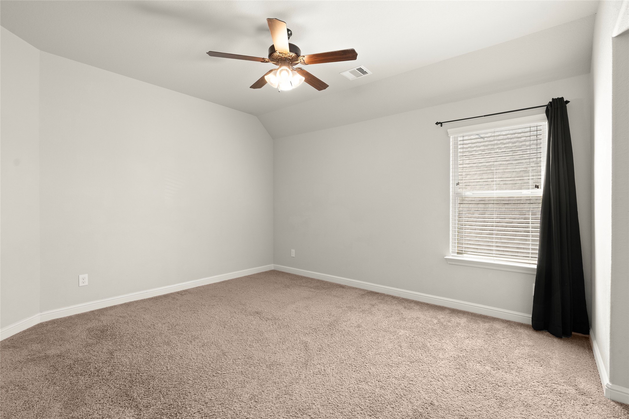 Secondary bedroom with abundant natural light
