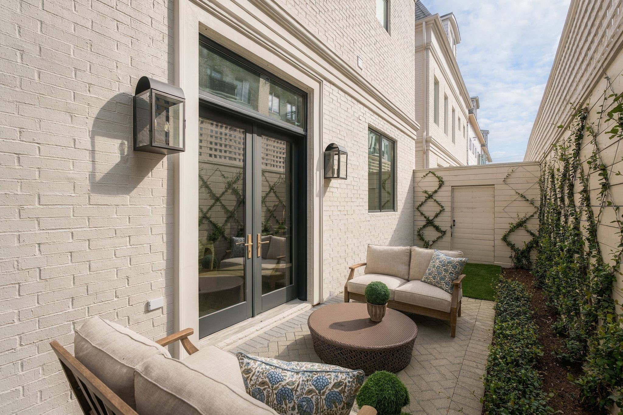 7 Wentworth Gate Path, Houston, TX 77027