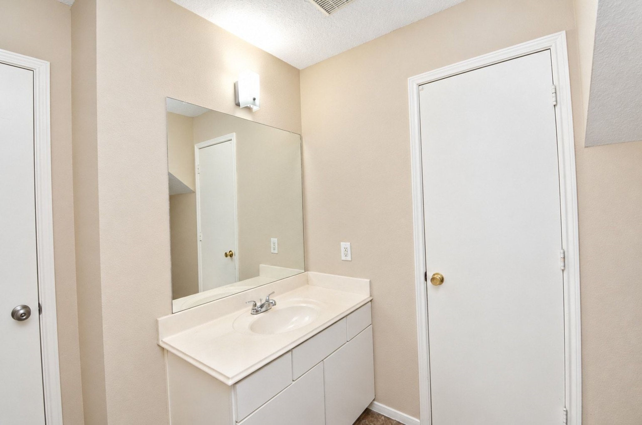 15302 Romford Lane, Channelview, TX 77530