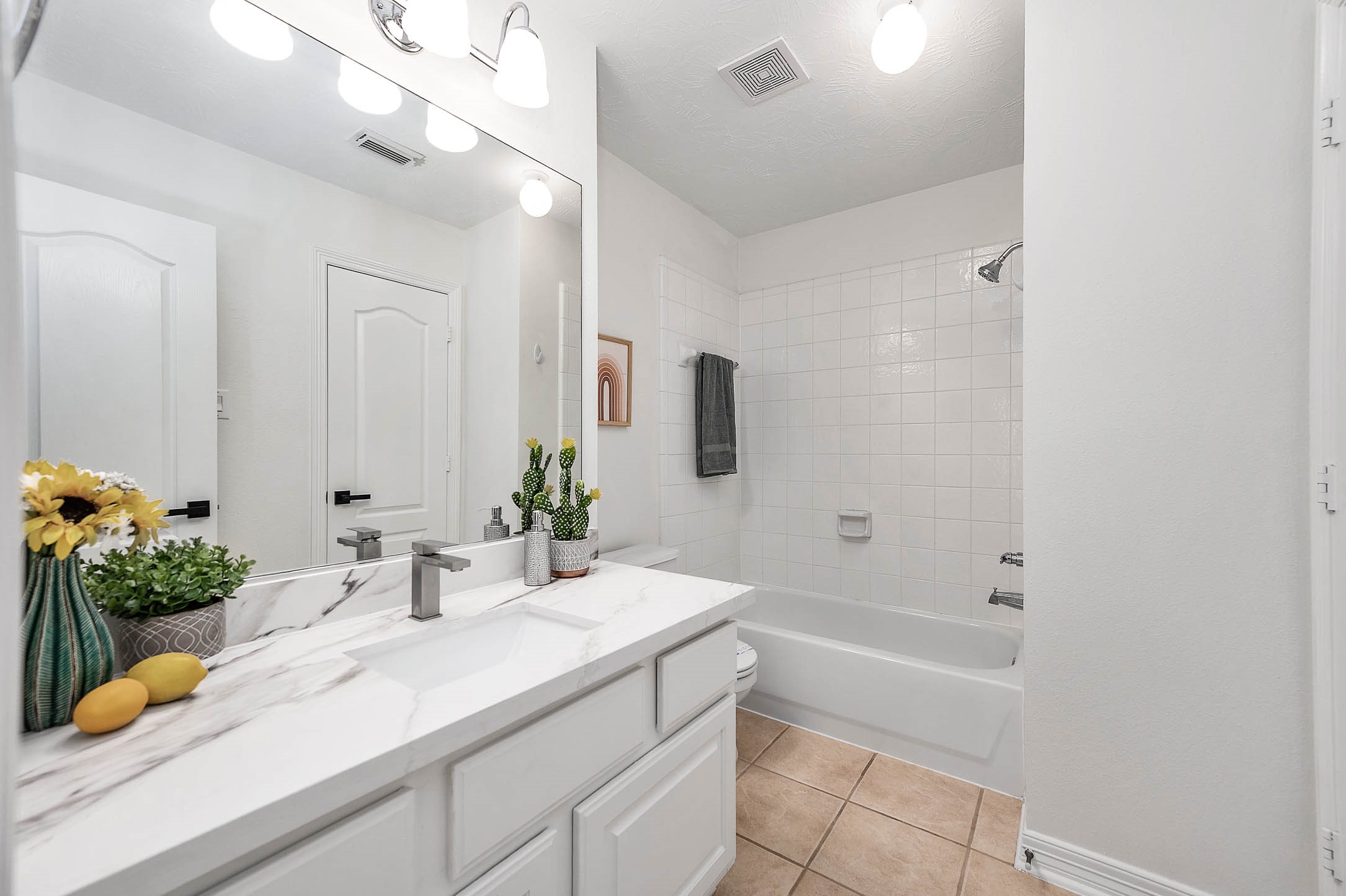 secondary bathroom # 1