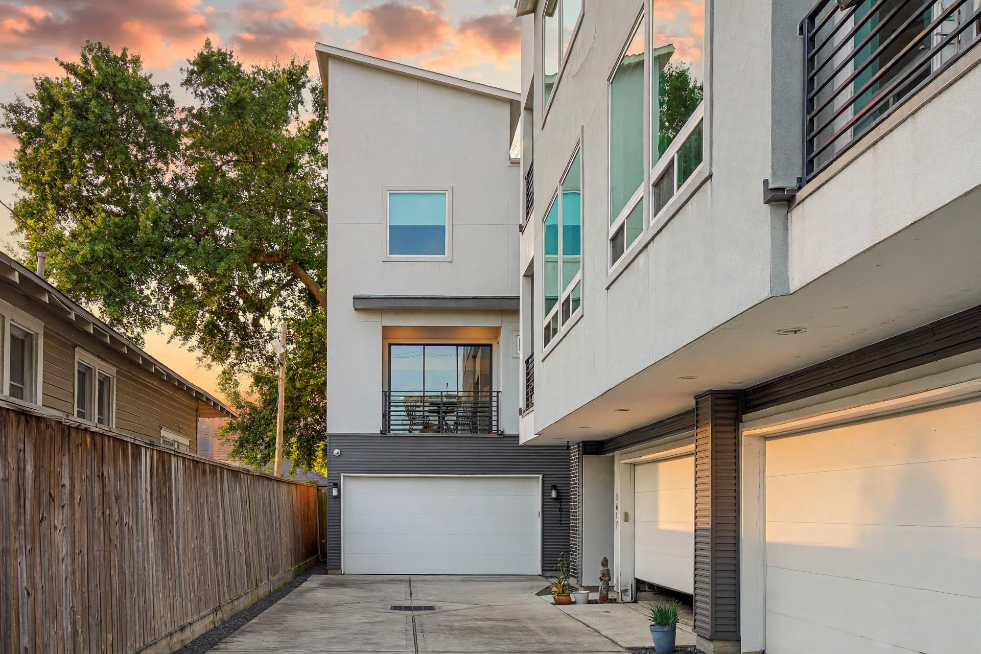 1615 Bingham Street, Houston, TX 77007