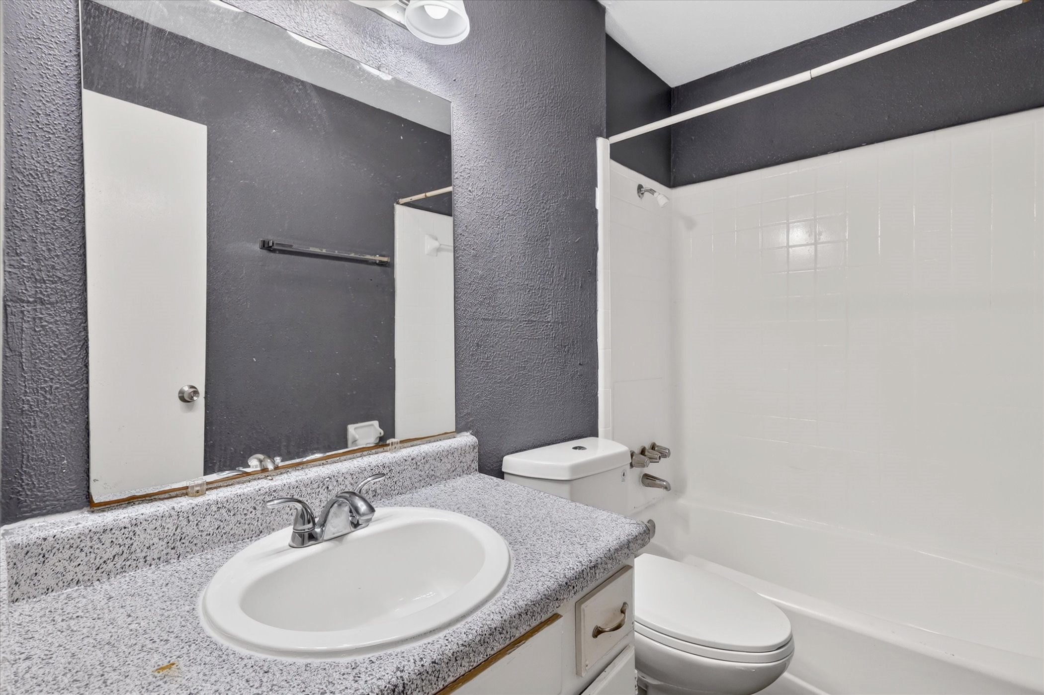 2311 71st Street, #206, Galveston, TX 77551