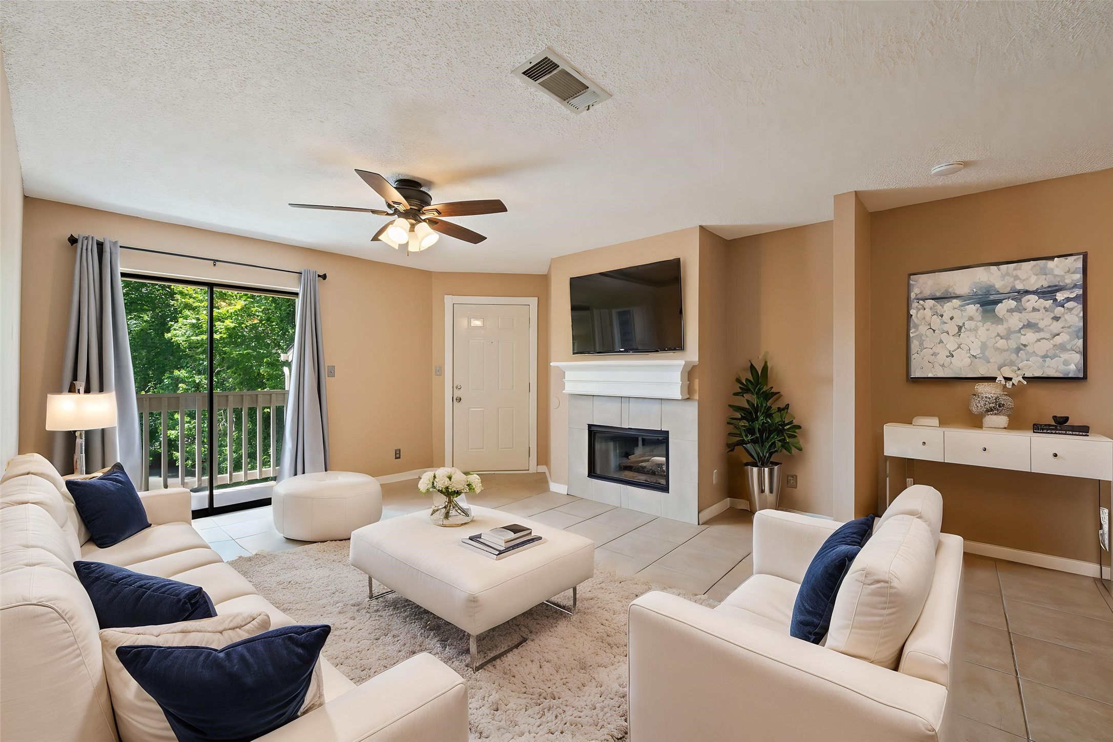2501 Gulf Freeway, #6A, Dickinson, TX 77539