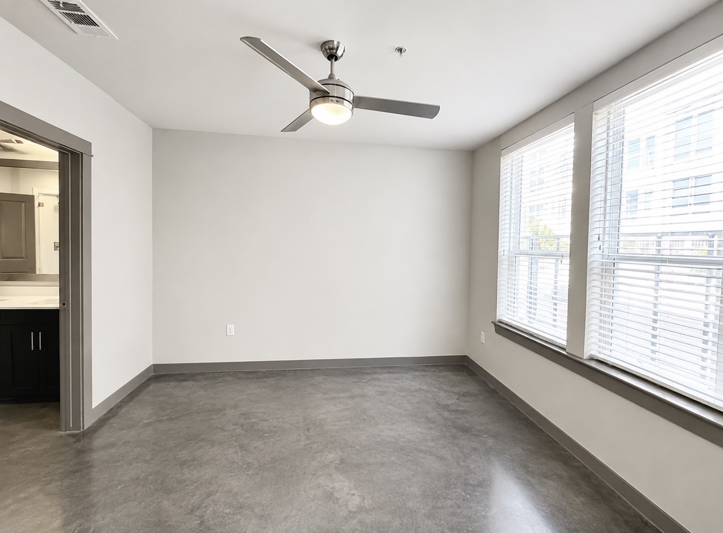 1111 N Durham Drive, #613, Houston, TX 77008