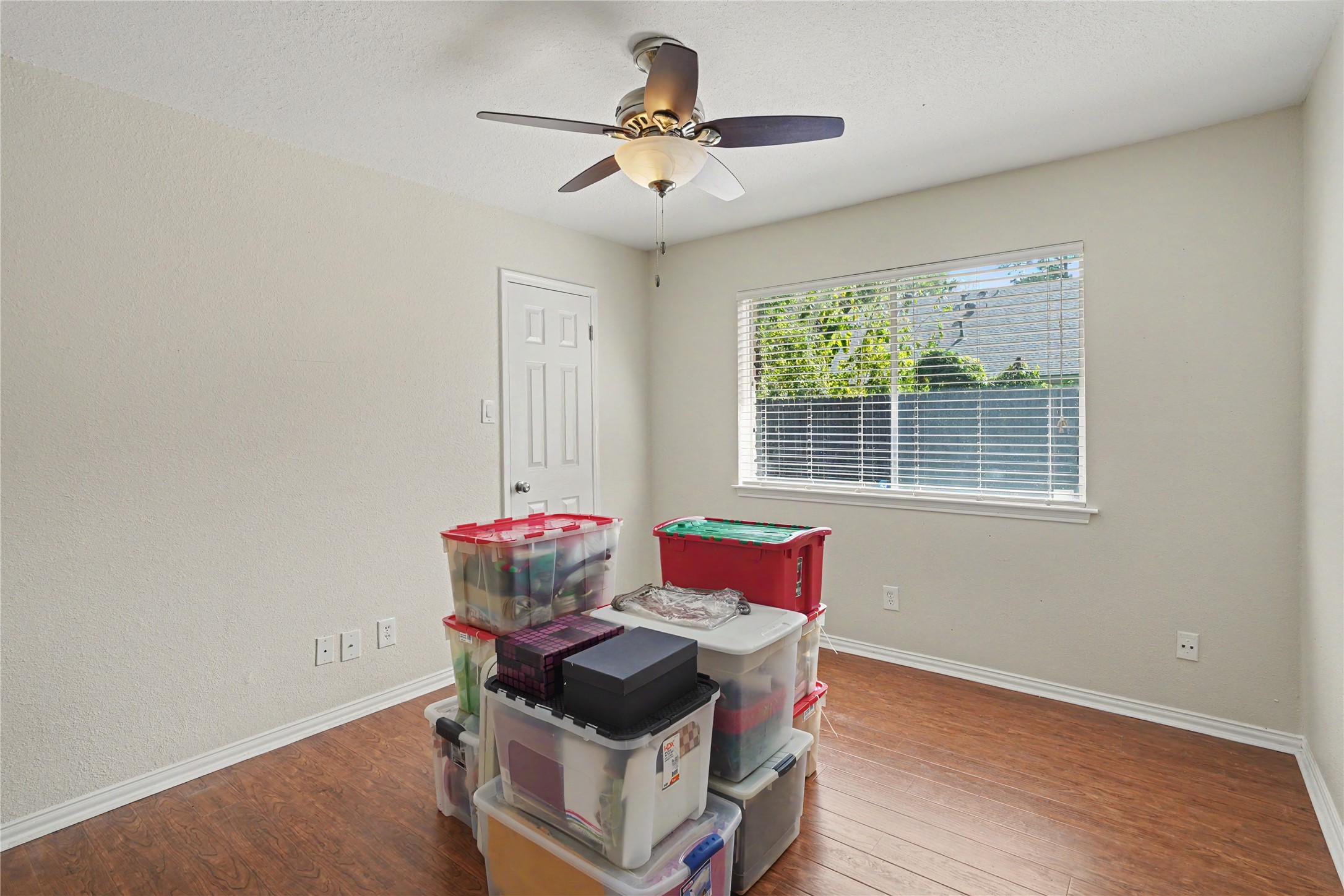15826 Parksley Drive, Houston, TX 77059