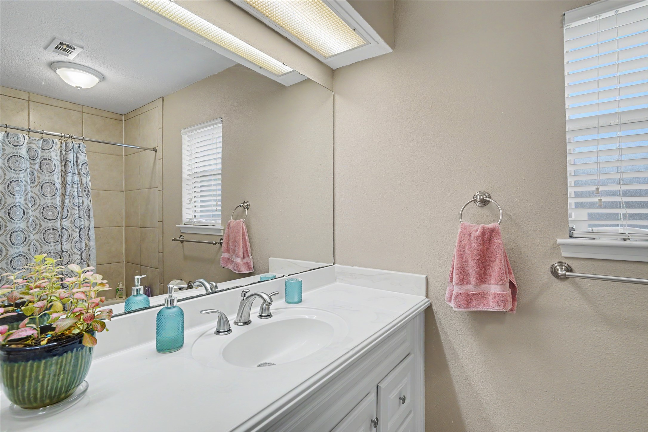 15826 Parksley Drive, Houston, TX 77059