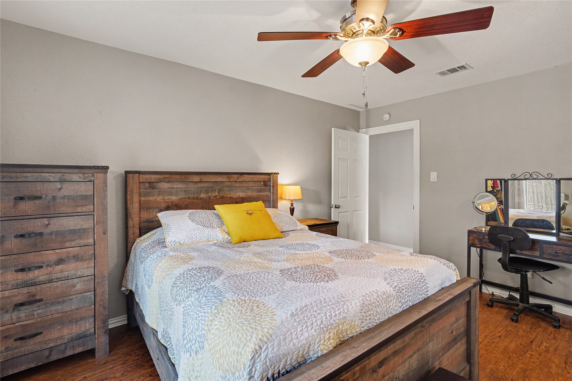 15826 Parksley Drive, Houston, TX 77059