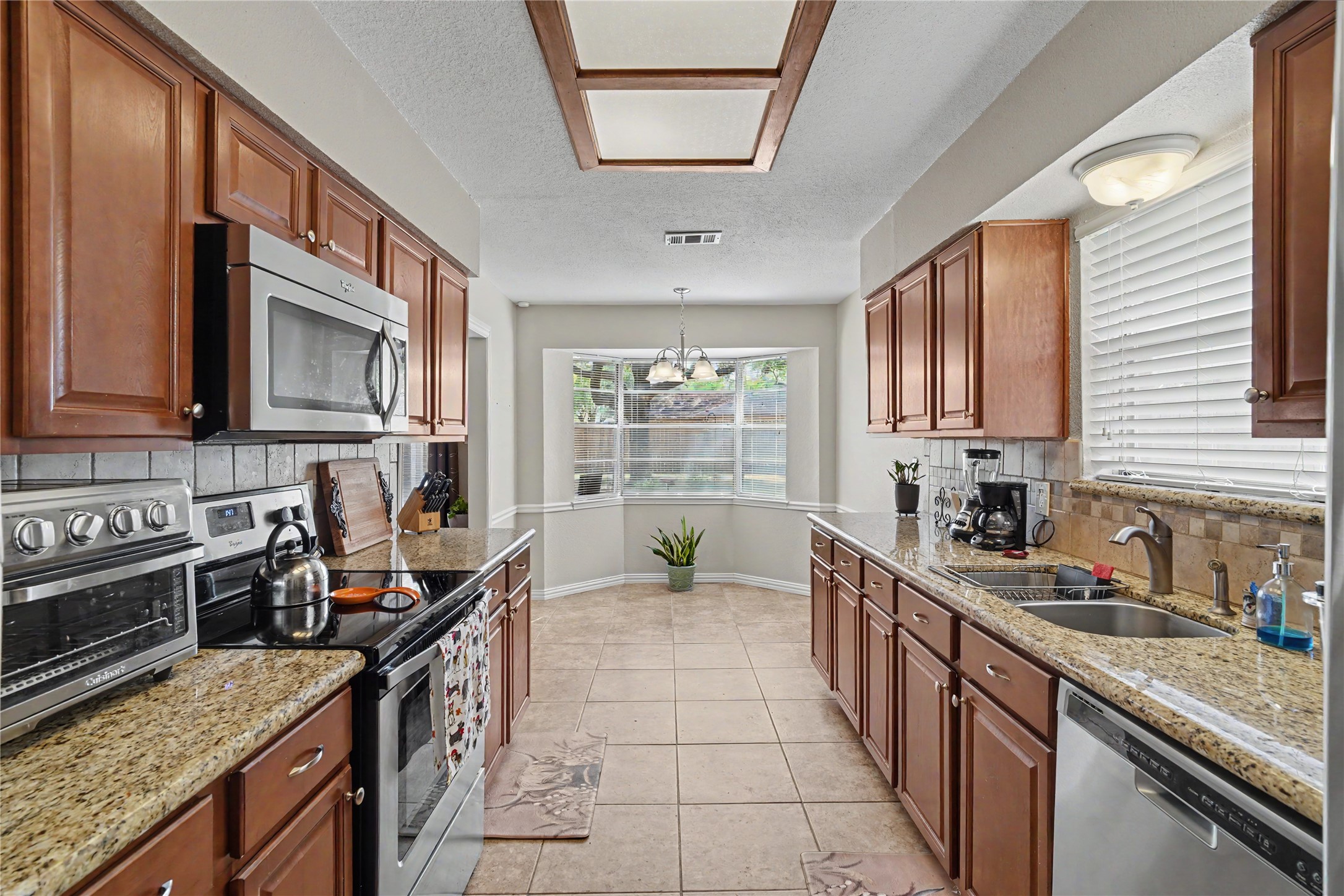 15826 Parksley Drive, Houston, TX 77059