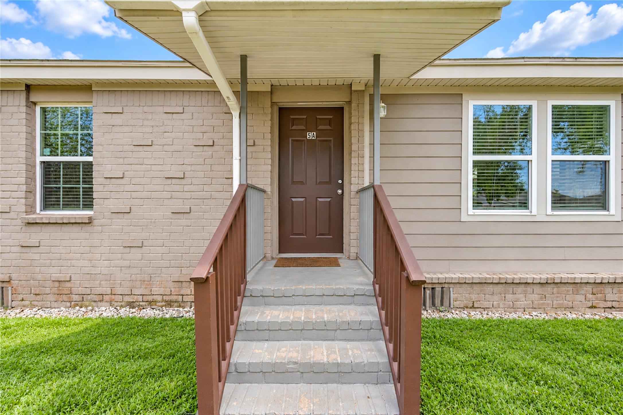 5 Carol Court, #B, Brookshire, TX 77423