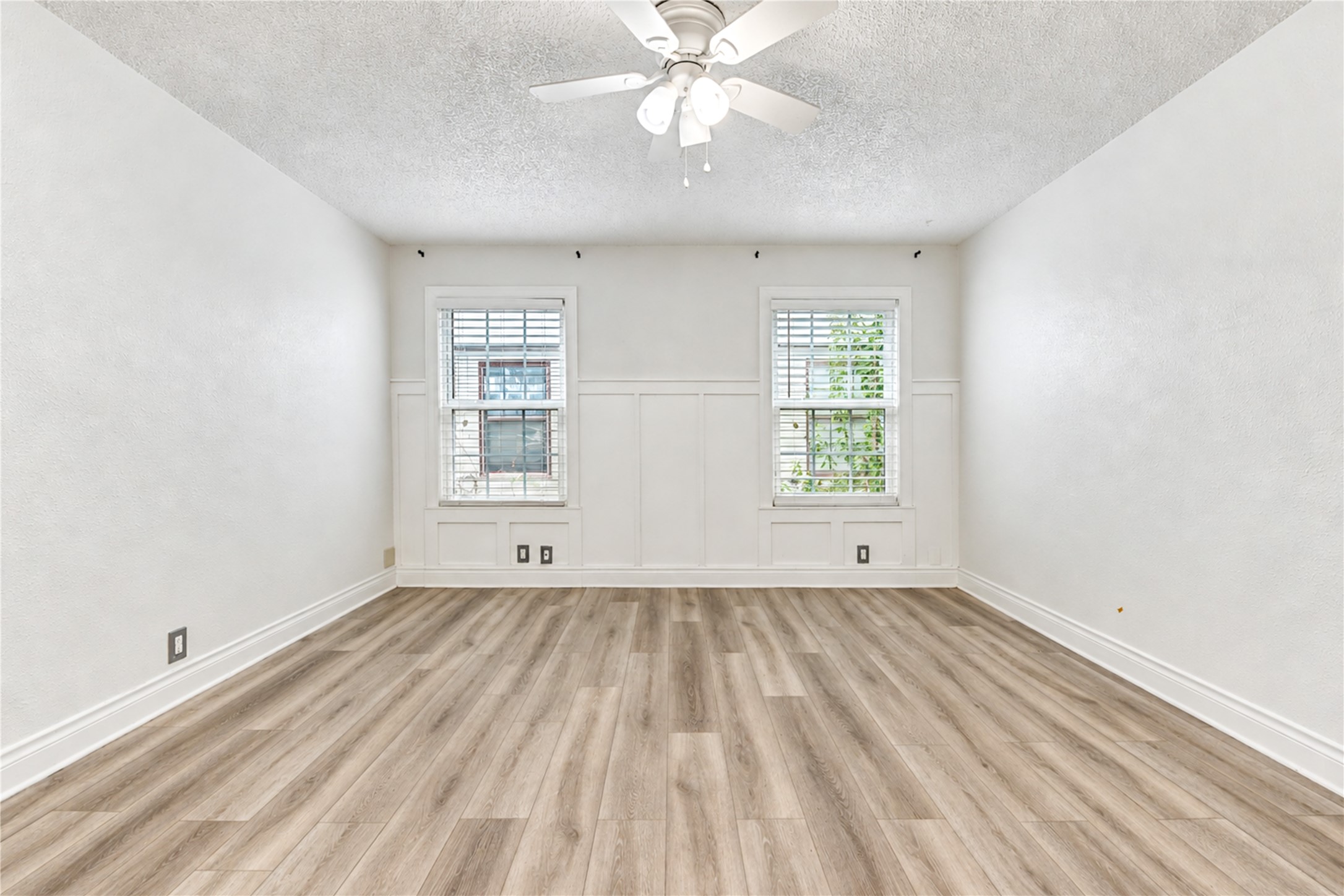 5 Carol Court, #B, Brookshire, TX 77423