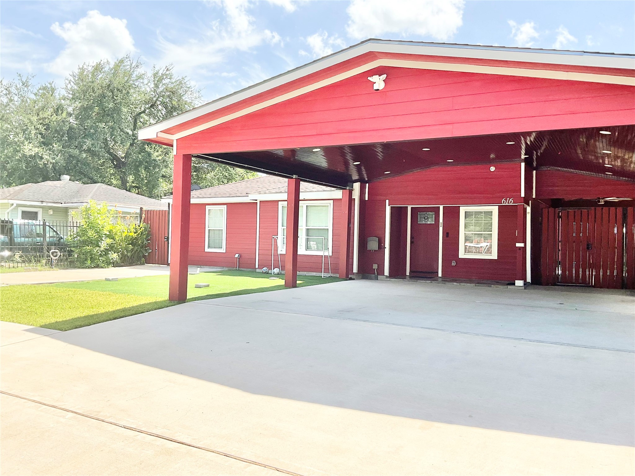 616 Kansas Street, Pasadena, TX 77506 616 Kansas Street, Pasadena, TX 77506