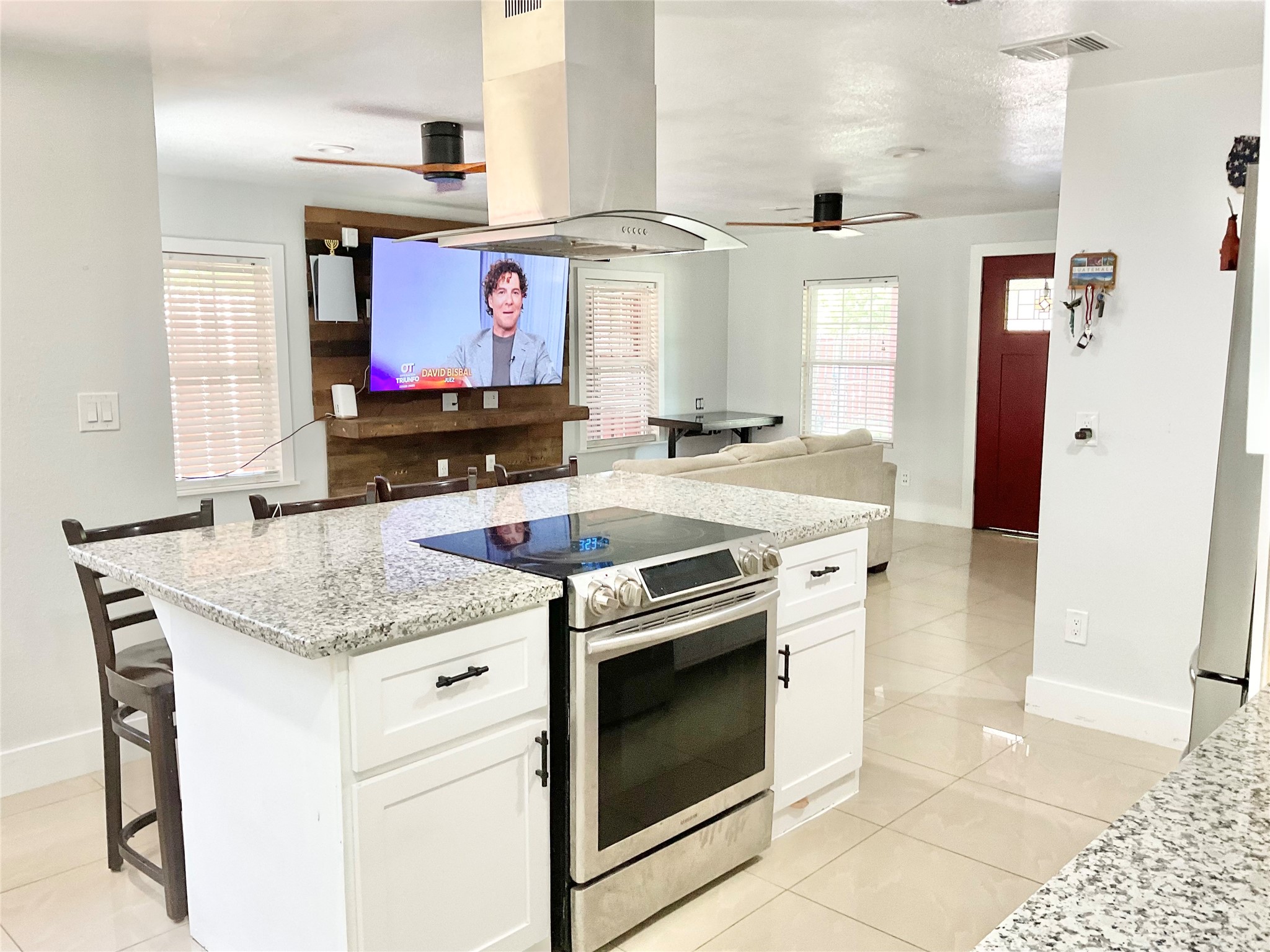 616 Kansas Street, Pasadena, TX 77506
