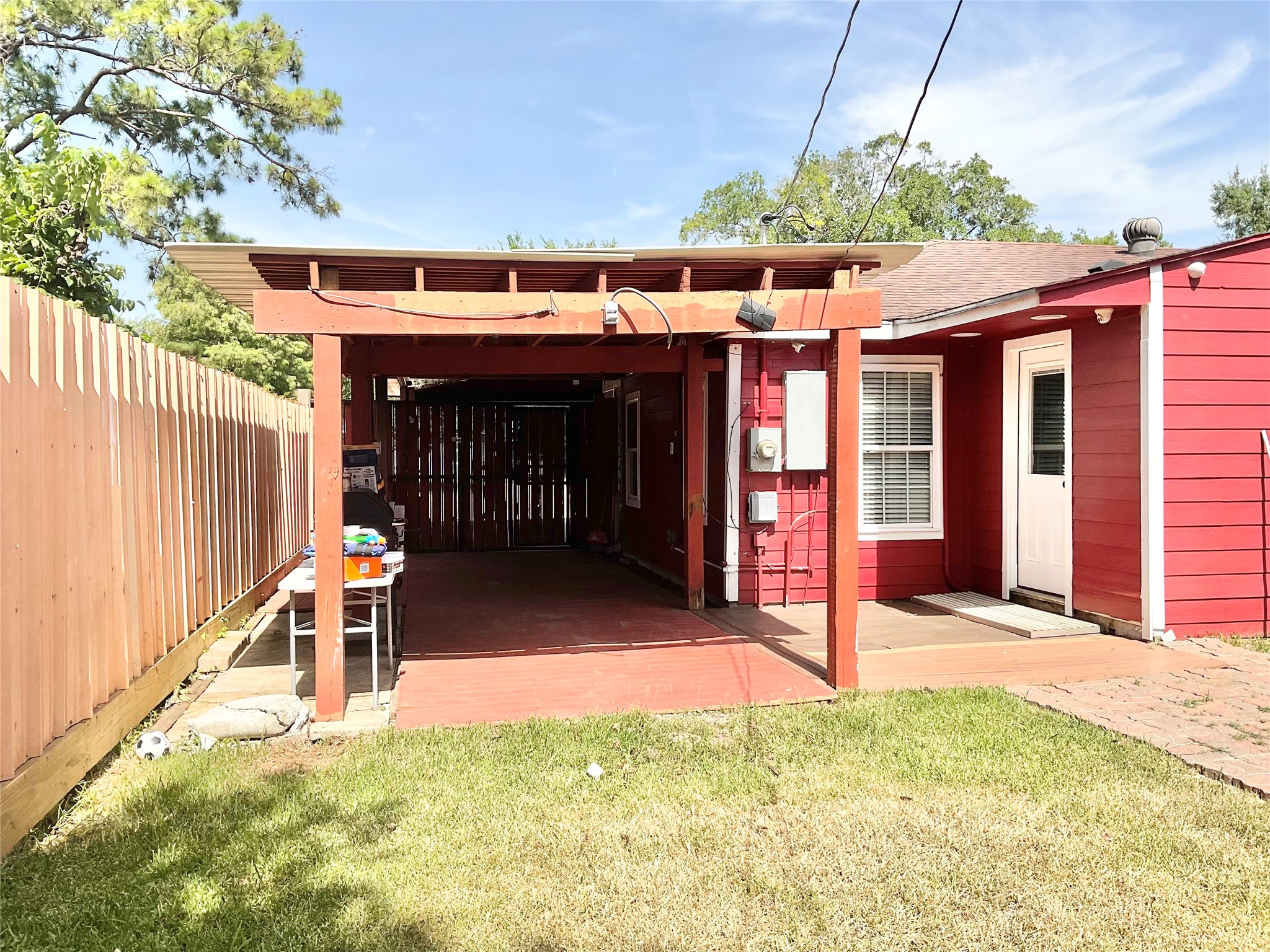 616 Kansas Street, Pasadena, TX 77506