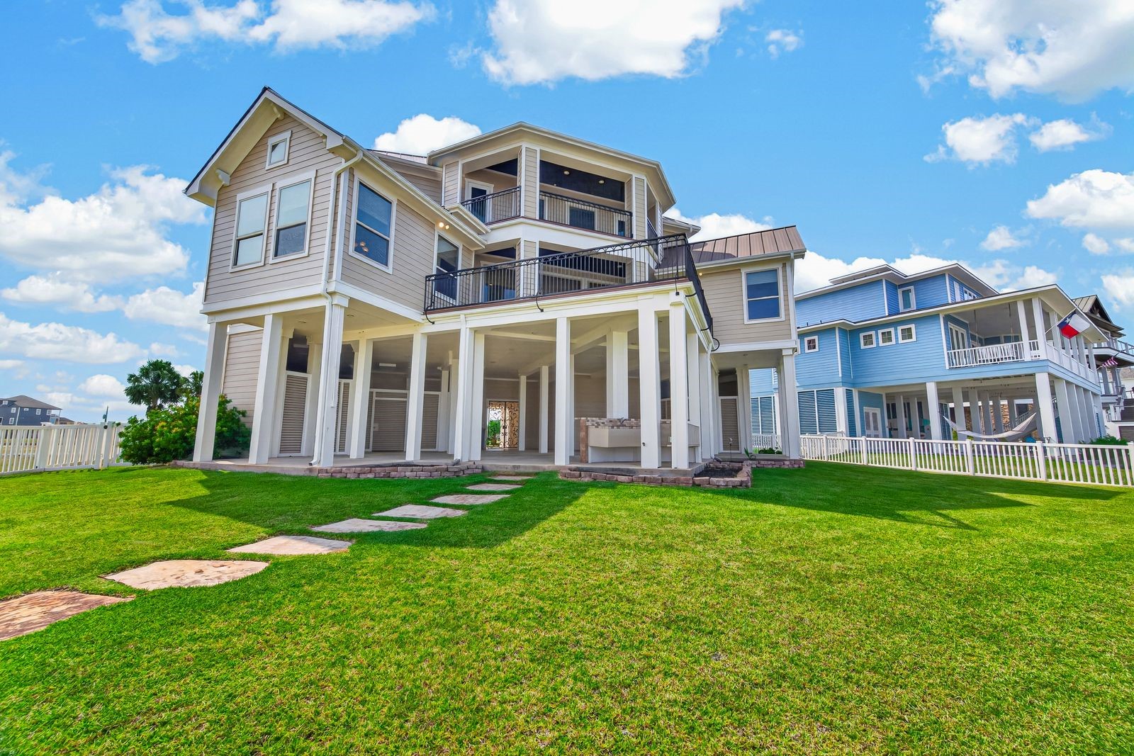 Expansive backyard on the ground floor offers ample space for a luxurious pool, perfect for creating your own private oasis.