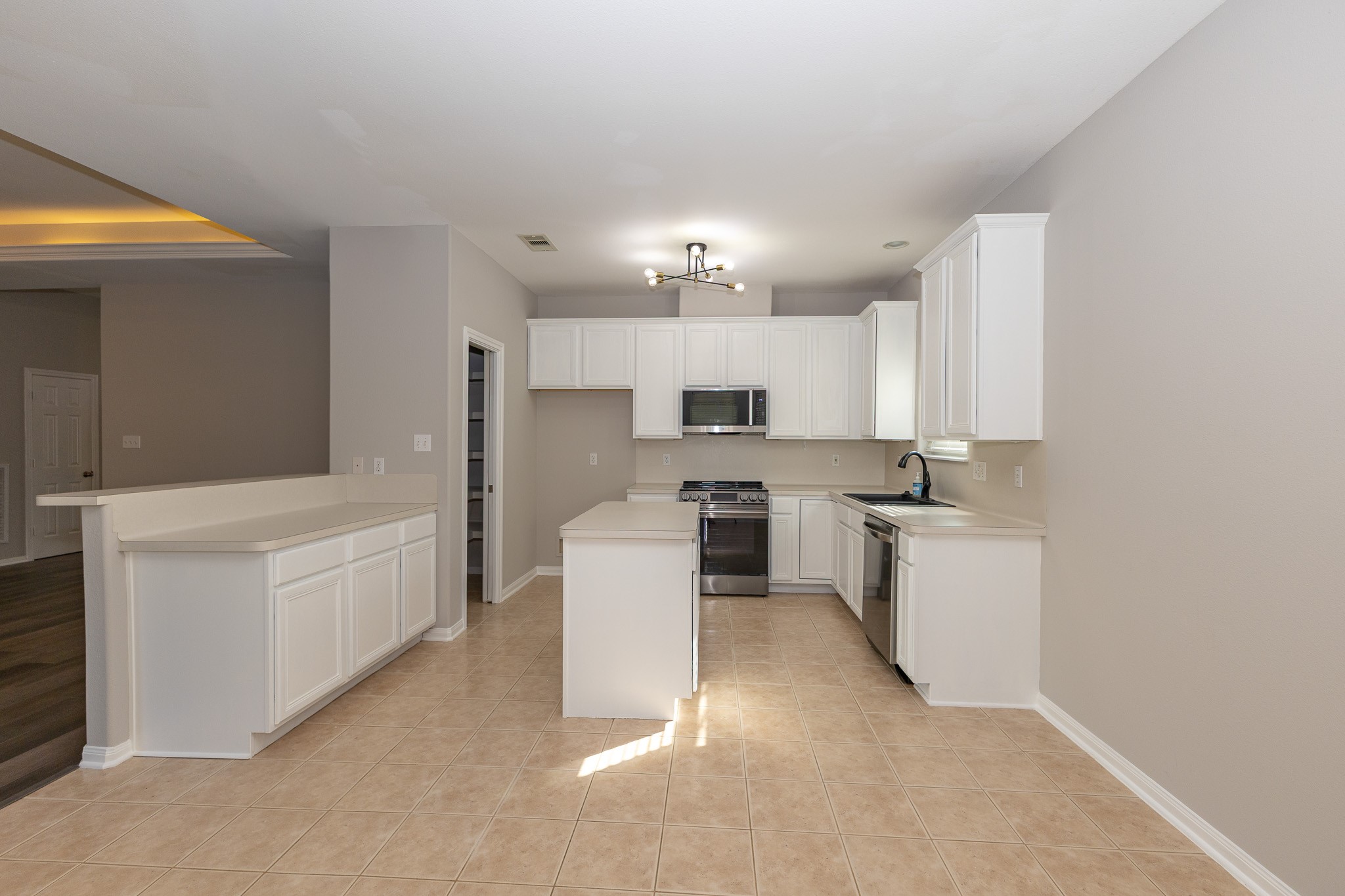 3302 Royal Oaks Drive, Spring, TX 77380
