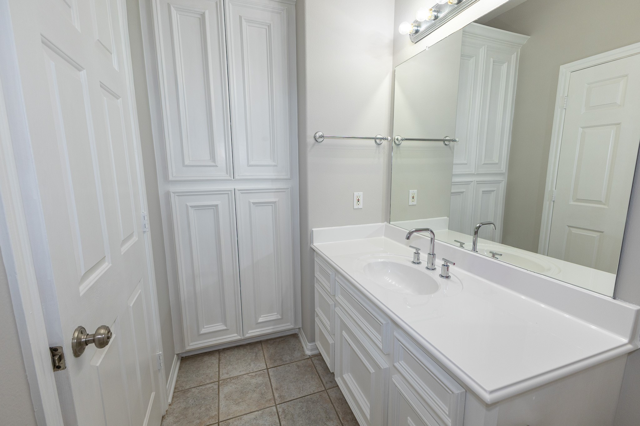 3302 Royal Oaks Drive, Spring, TX 77380