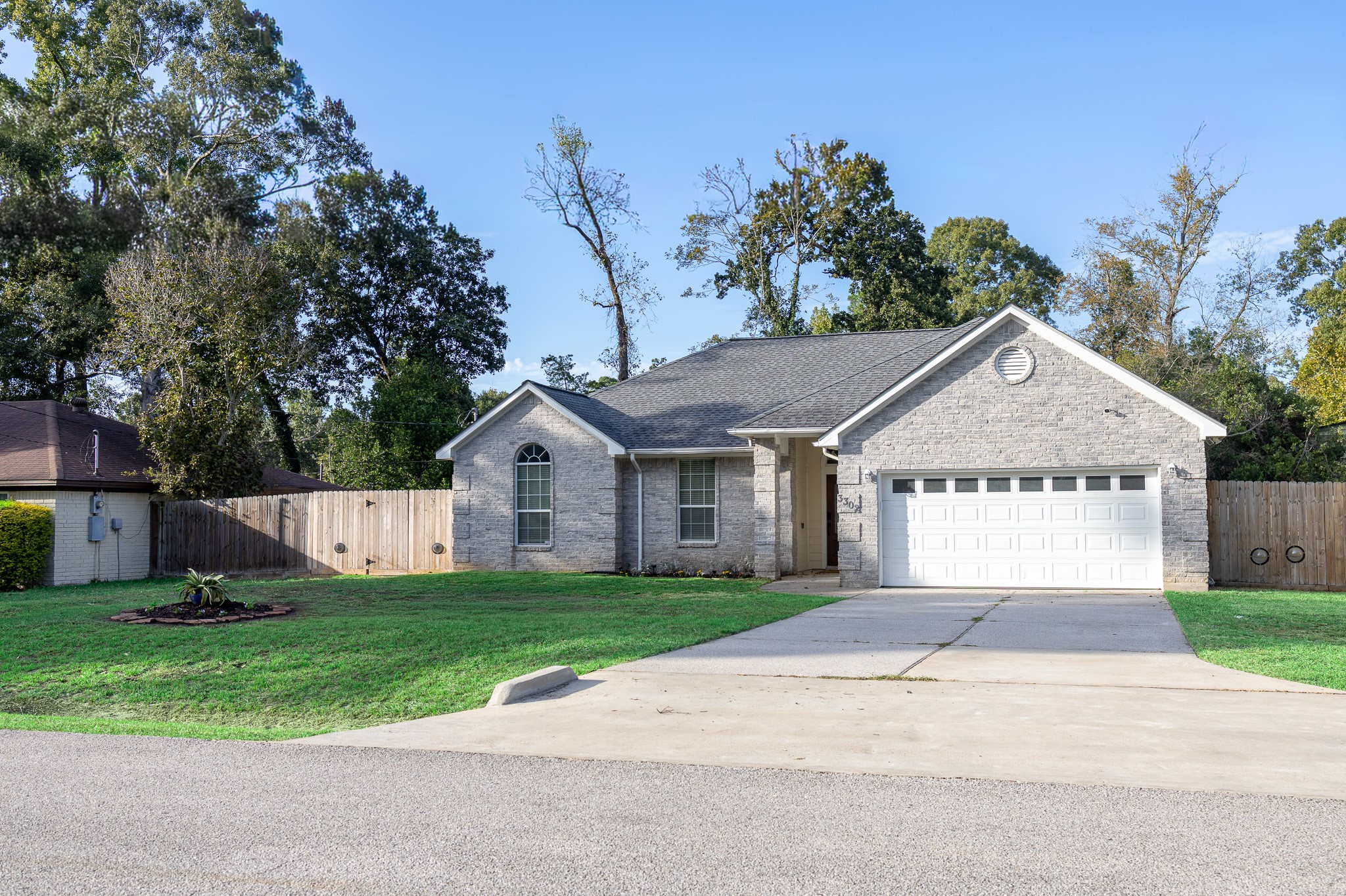 3302 Royal Oaks Drive, Spring, TX 77380
