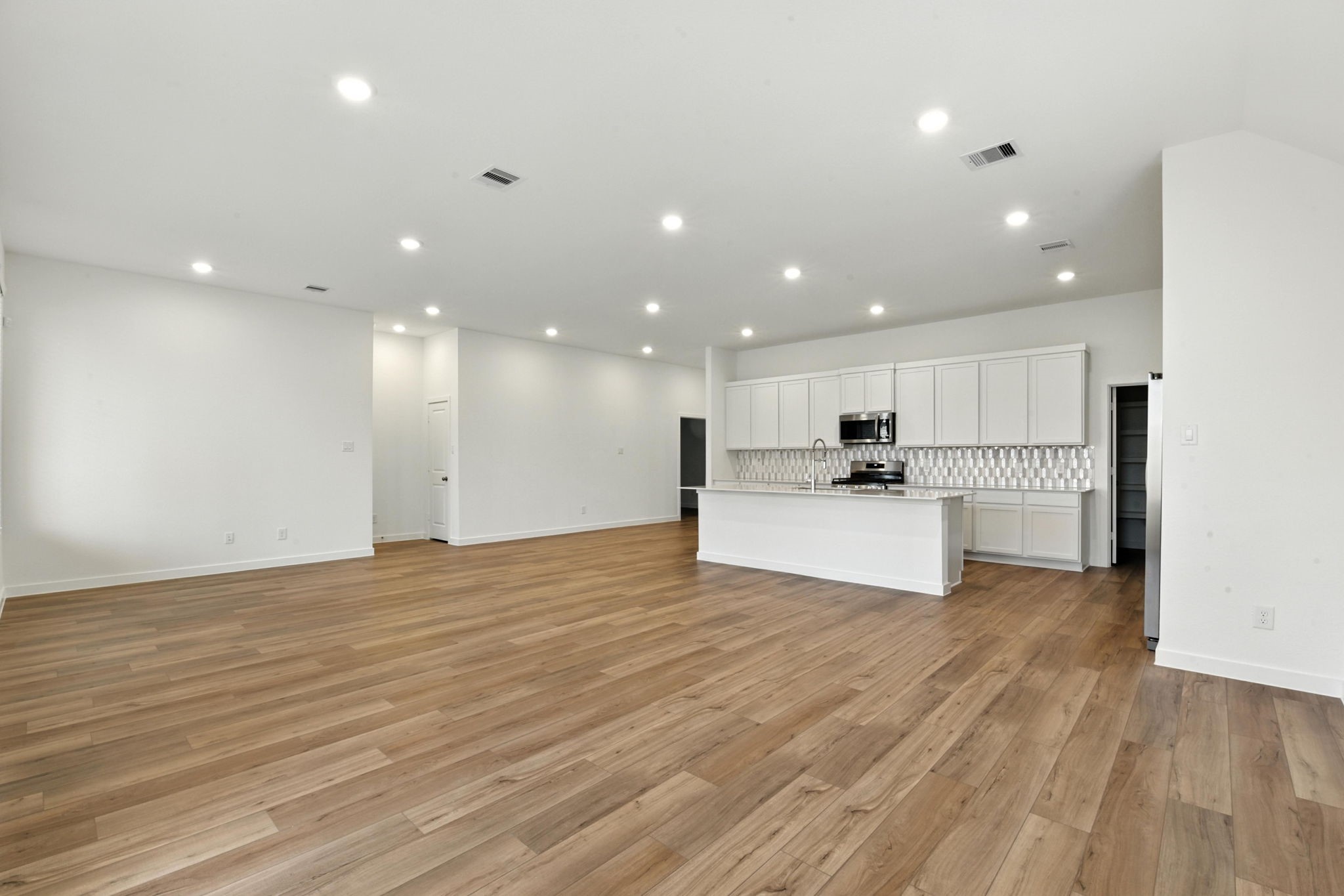 2934 Palm Branch Dr, Texas City, TX 77568