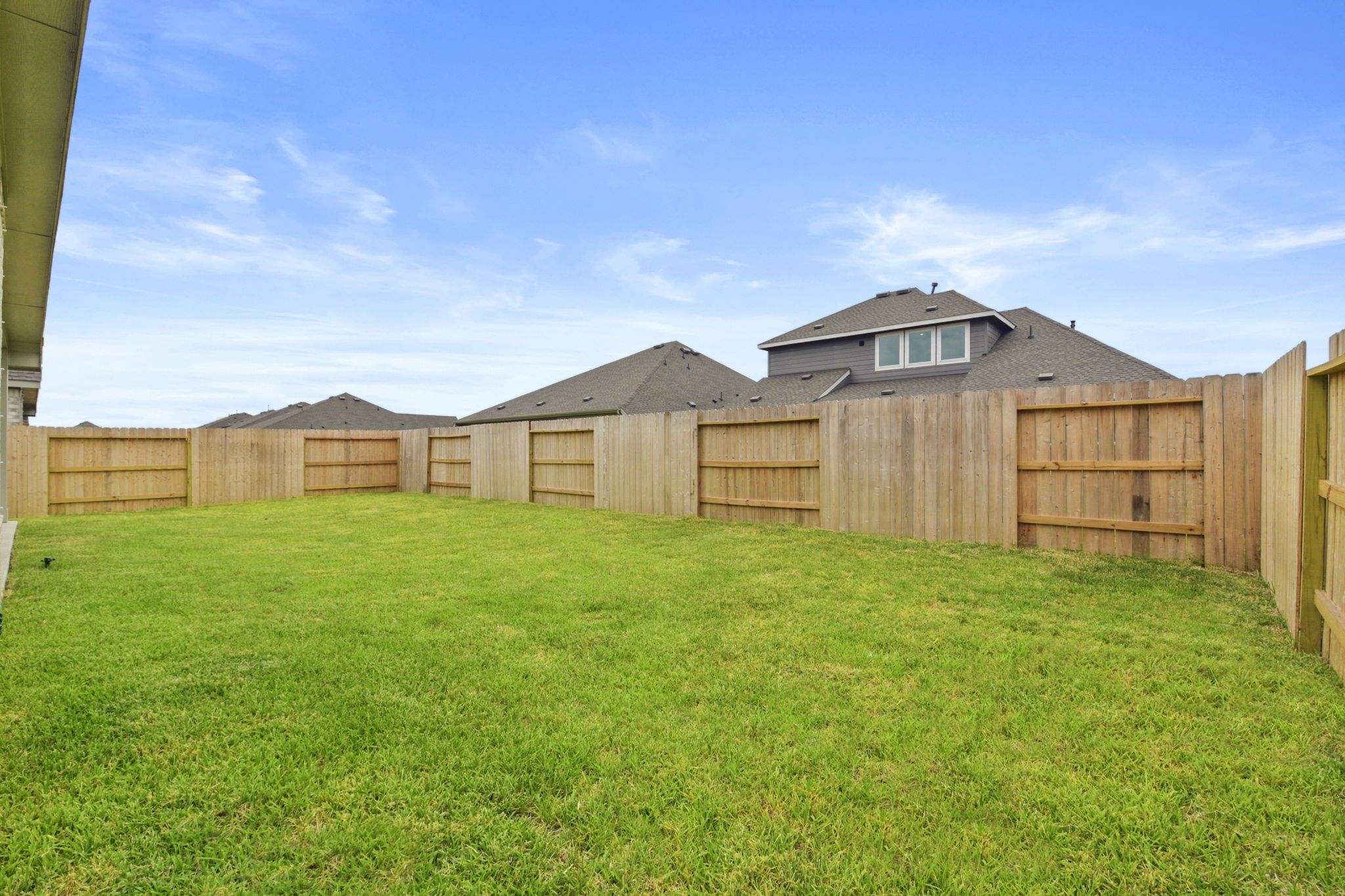 2934 Palm Branch Dr, Texas City, TX 77568