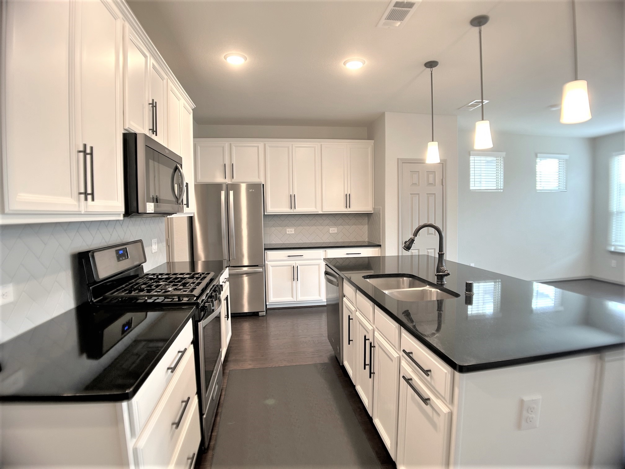 8656 Hollyoaks Creek Lane, Houston, TX 77063