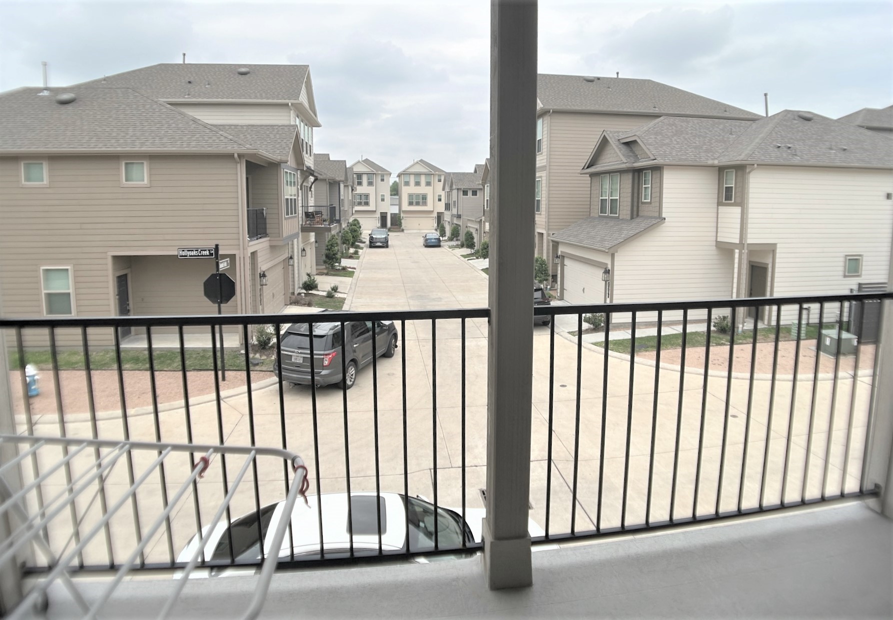 8656 Hollyoaks Creek Lane, Houston, TX 77063