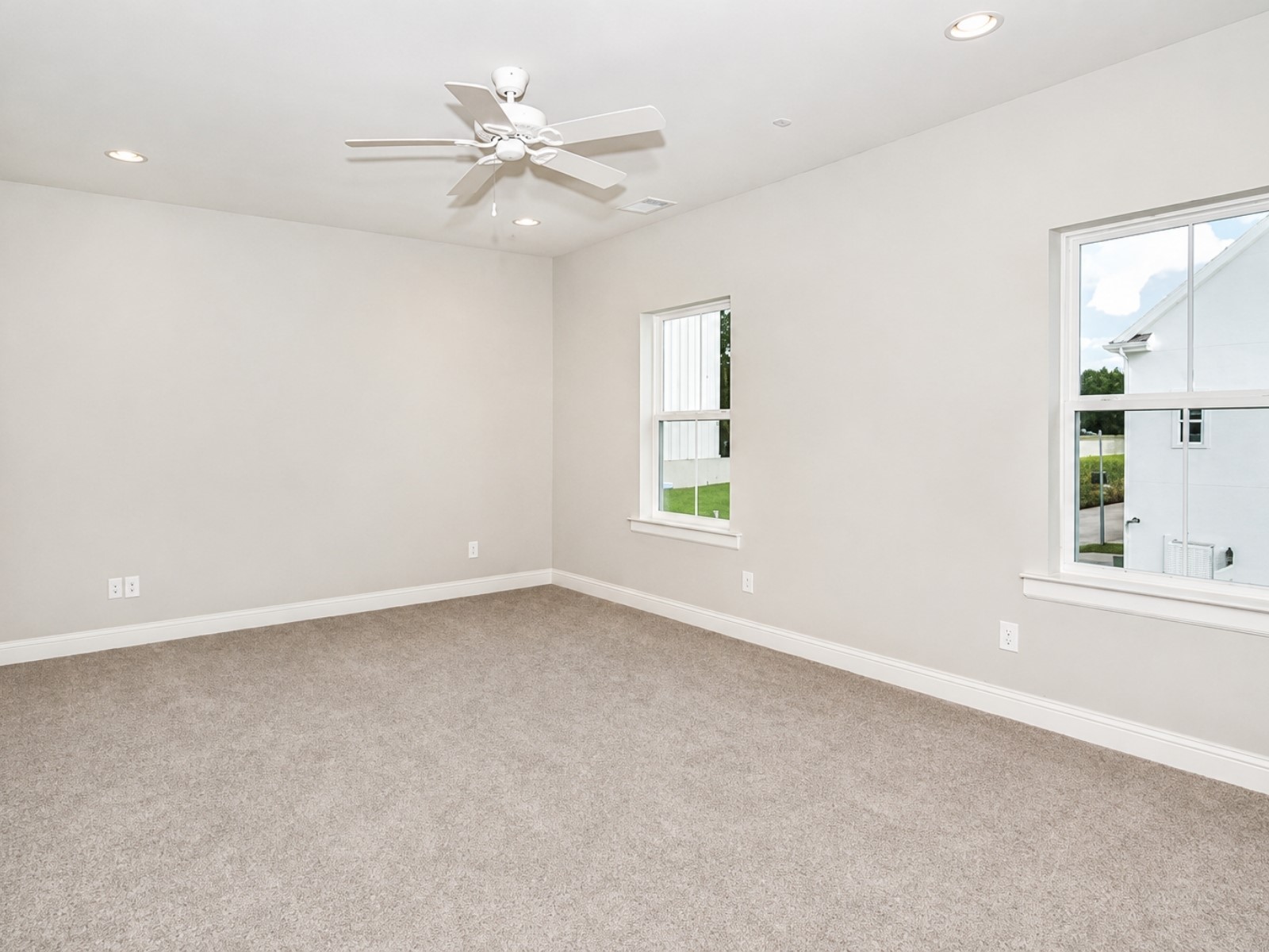 215 Willow Street, Shenandoah, TX 77384