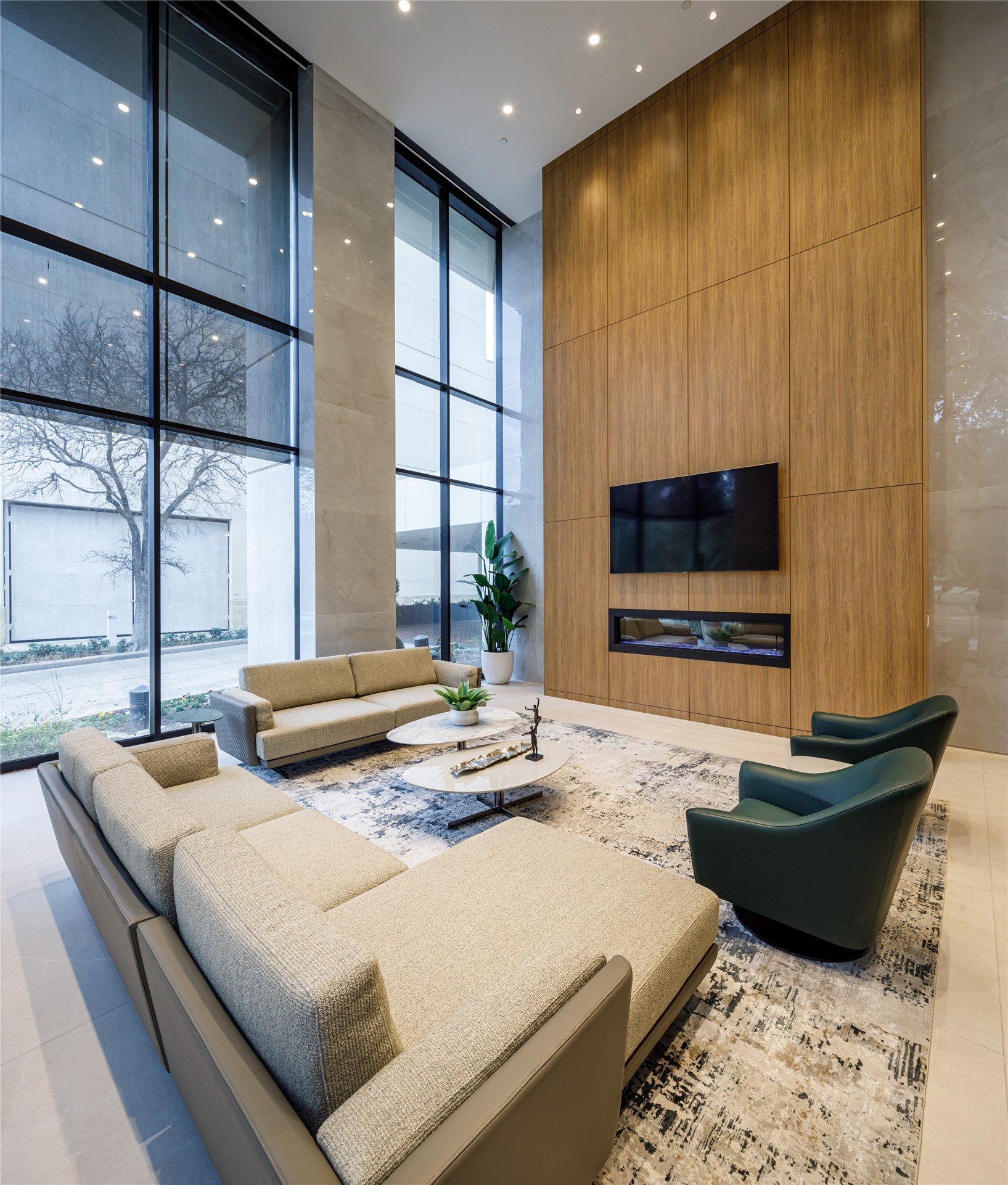 1701 Hermann Drive, #30D, Houston, TX 77004