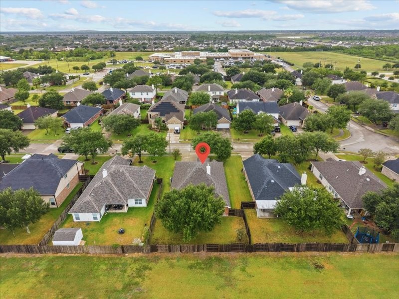 6507 Canyon Mist Lane, Dickinson, TX 77539