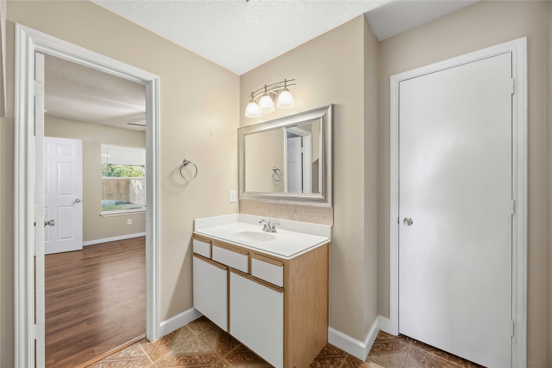 18227 River Sage Drive, Houston, TX 77084