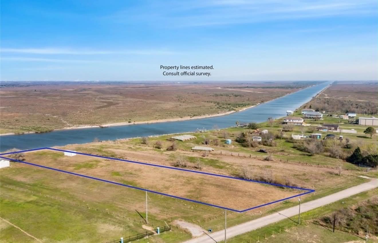0000 South Redfish Tract 1, Hitchcock, TX 77563