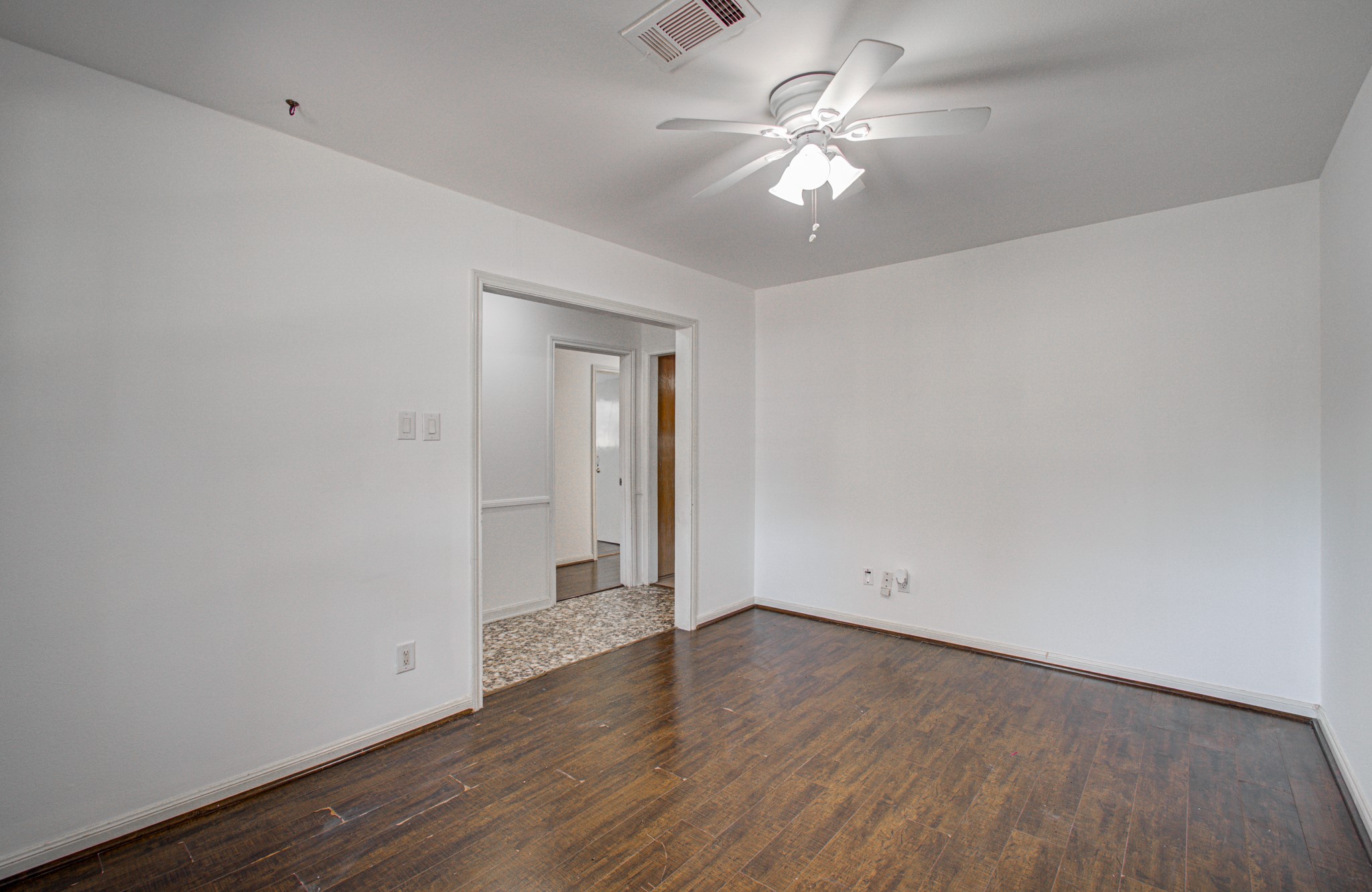 8407 Sharpview Drive, Houston, TX 77036