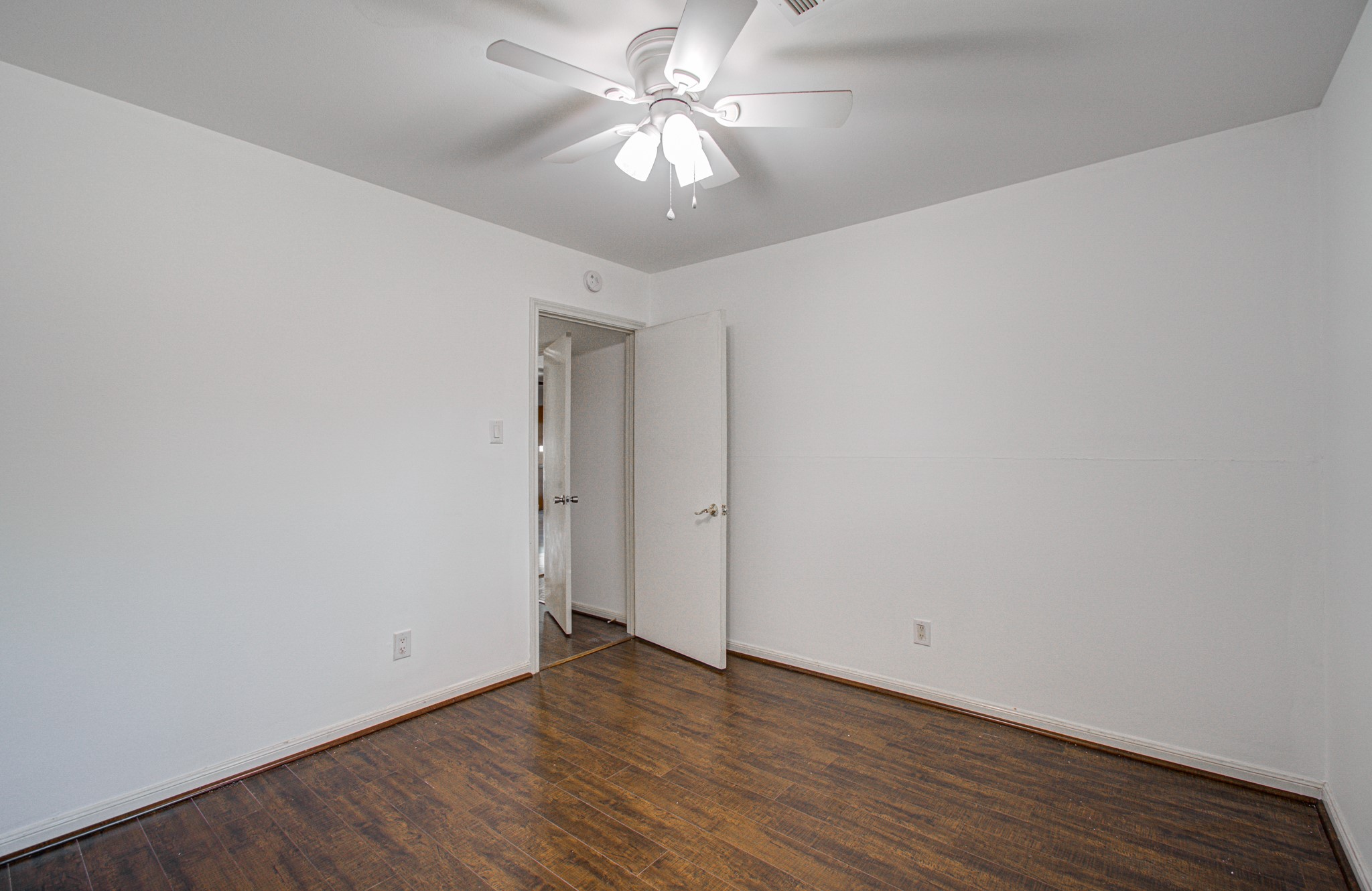 8407 Sharpview Drive, Houston, TX 77036